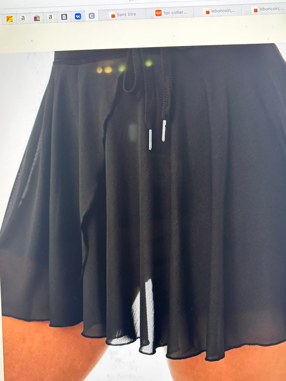 UPE-SHORT SPORT ÉLÉGANTE AVEC POCHE TÉLÉPHONE – BLANCHE (L) OU NOIRE (M)