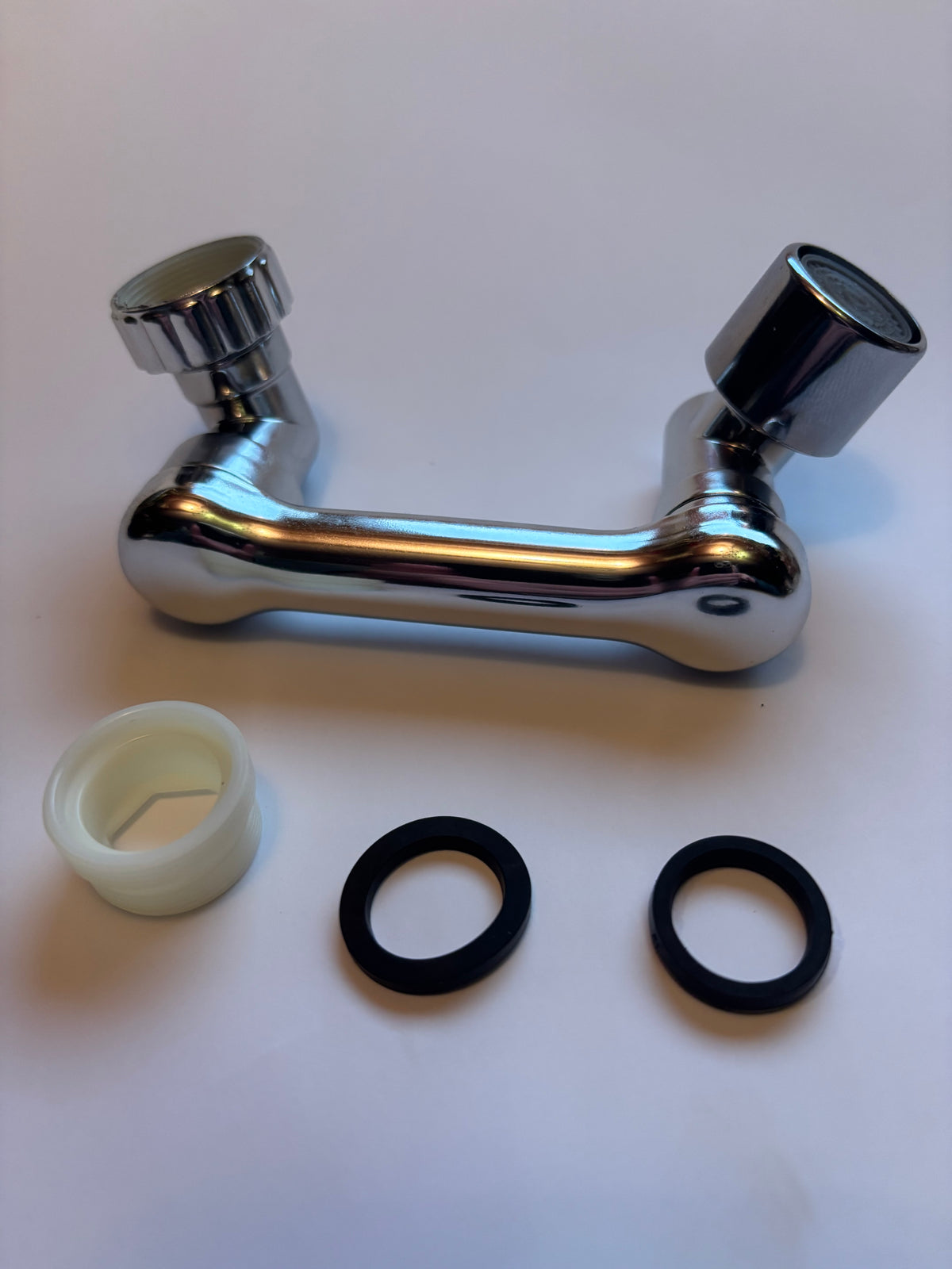 Aérateur de robinet rotatif 1080°