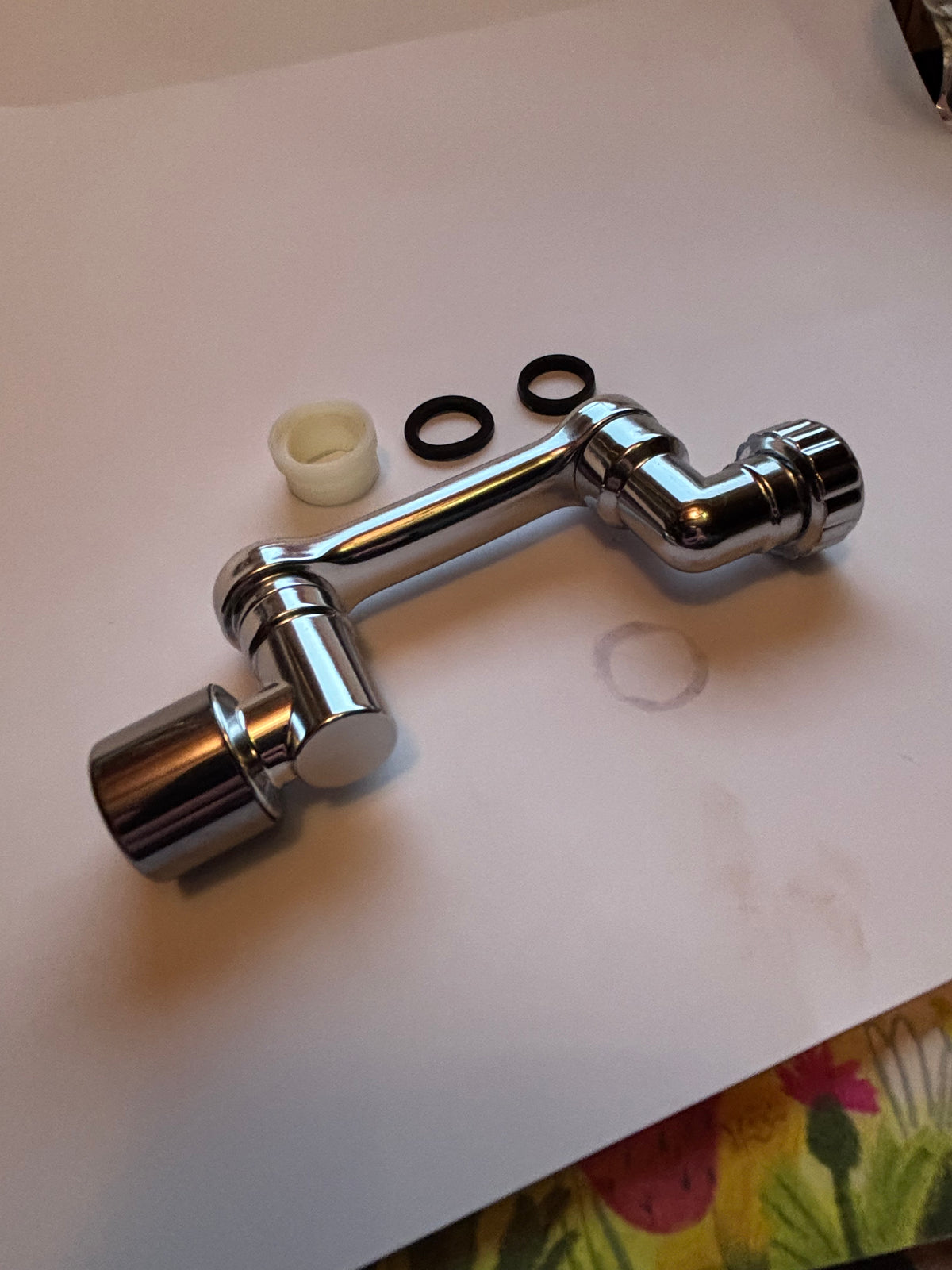 Aérateur de robinet rotatif 1080°