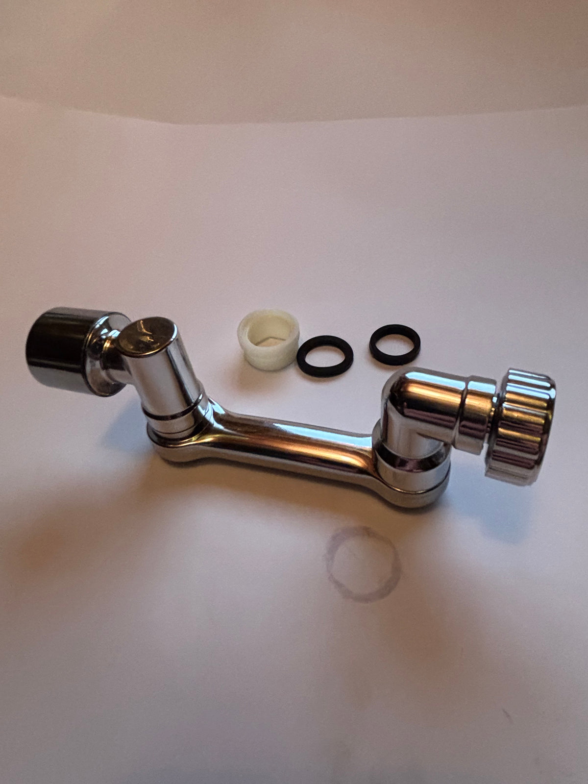 Aérateur de robinet rotatif 1080°