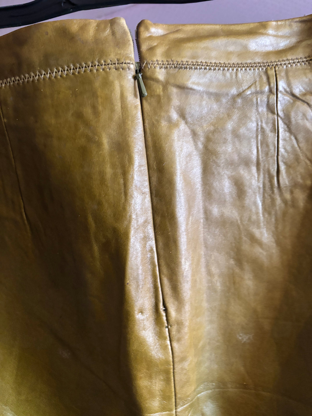 Jupe en Cuir Véritable GAP – Coupe Évasée Marron Clair