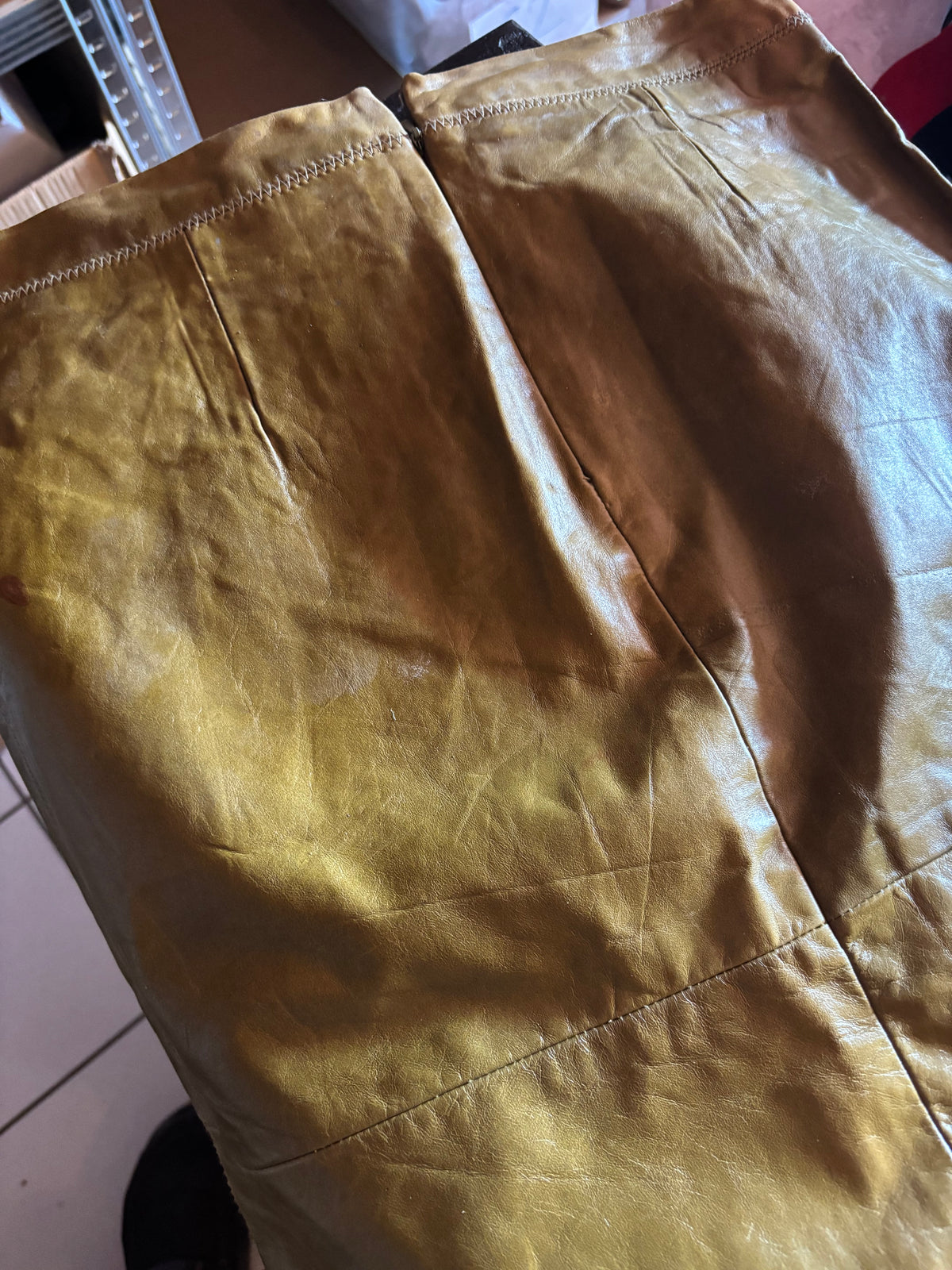 Jupe en Cuir Véritable GAP – Coupe Évasée Marron Clair