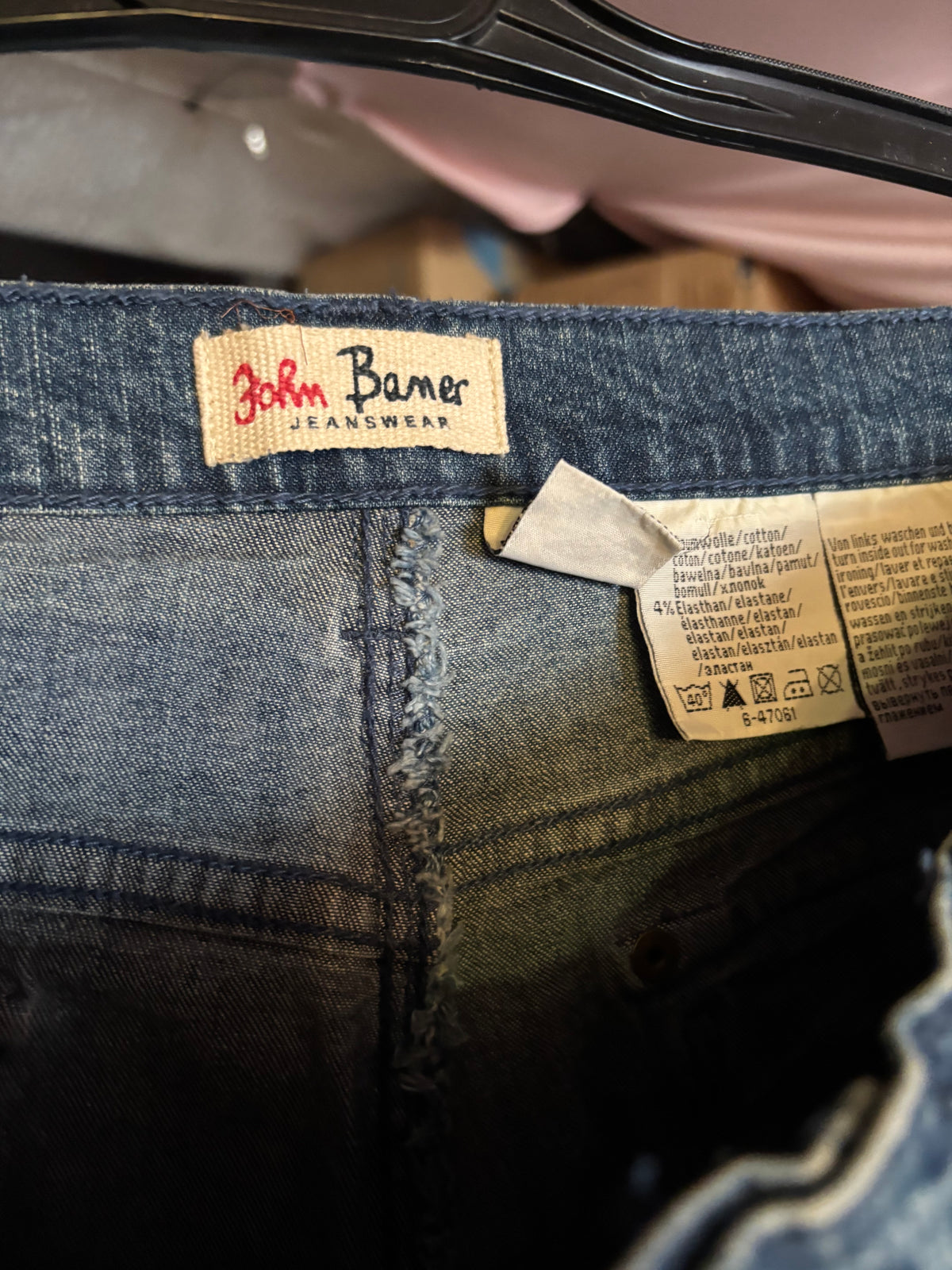 JEANS JOHN BANER - TAILLE 42 – STYLE MODERNE