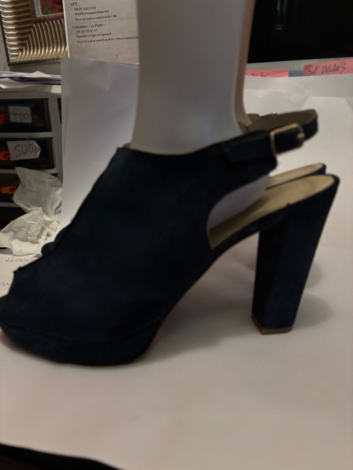 🔥 Escarpins bleu nuit cuir italien – Pointure 47 – Talon 12 cm 💙 👉