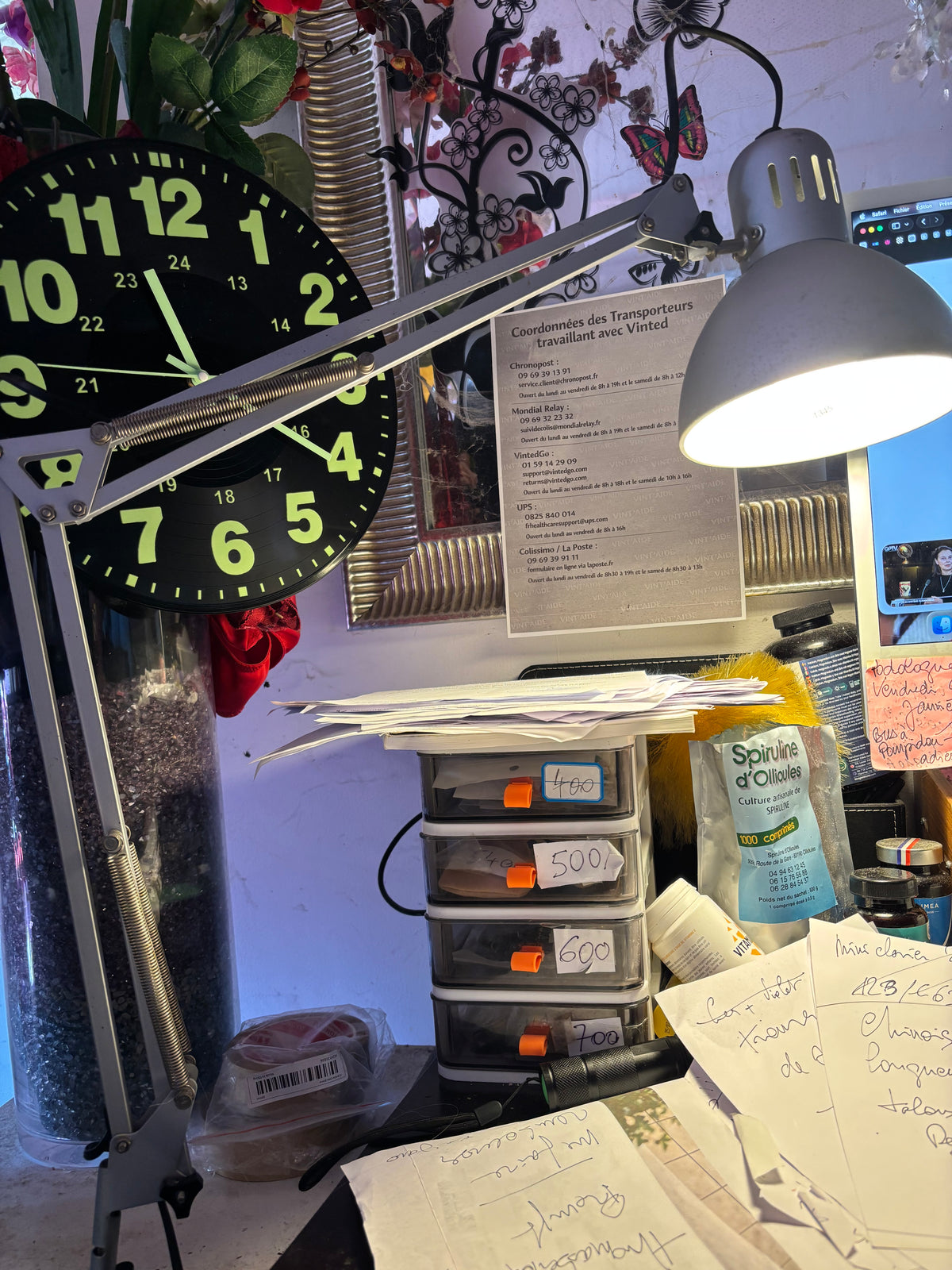 Lampe de bureau pliable avec son ampoule