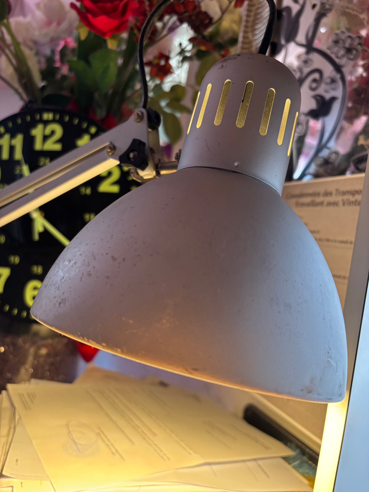Lampe de bureau pliable avec son ampoule