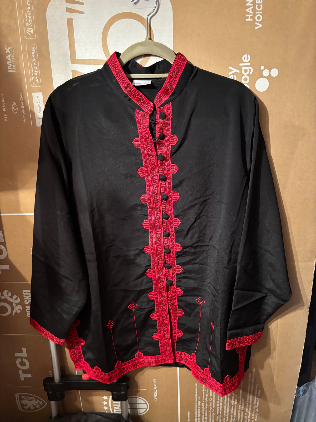 Chemise style asiatique noir et rouge – taille 50
