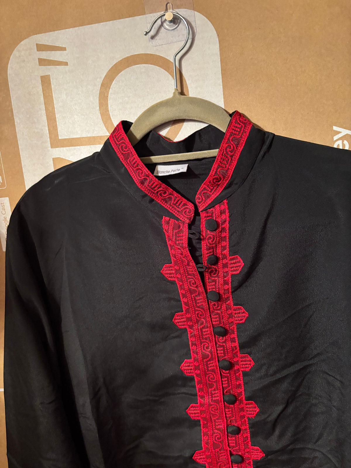 Chemise style asiatique noir et rouge – taille 50