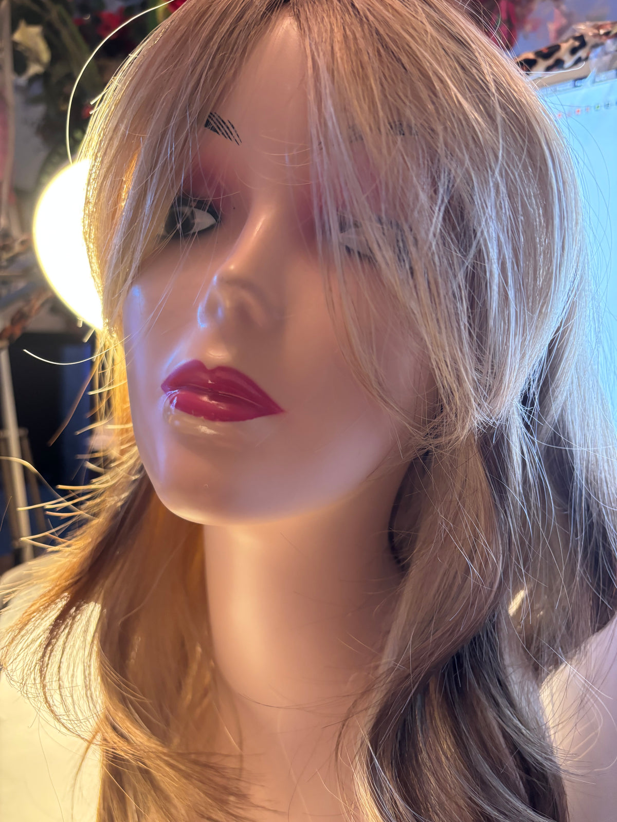 Long two-tone blonde/brown wig