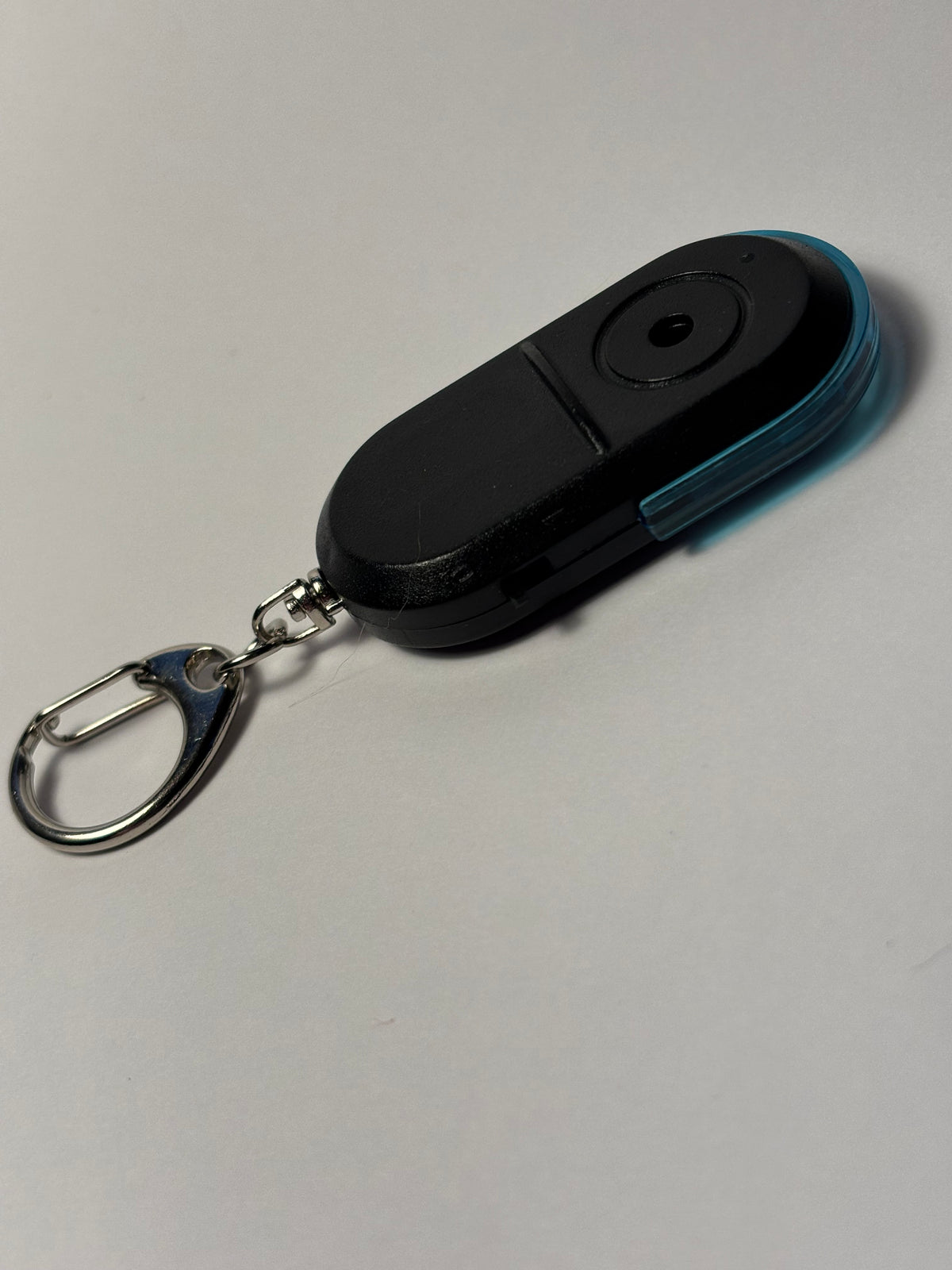 Mini détecteur de clés anti-perte avec alarme sonore LED