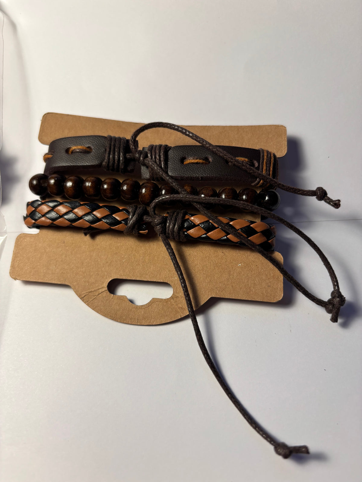 Montre homme + trois bracelets cuir