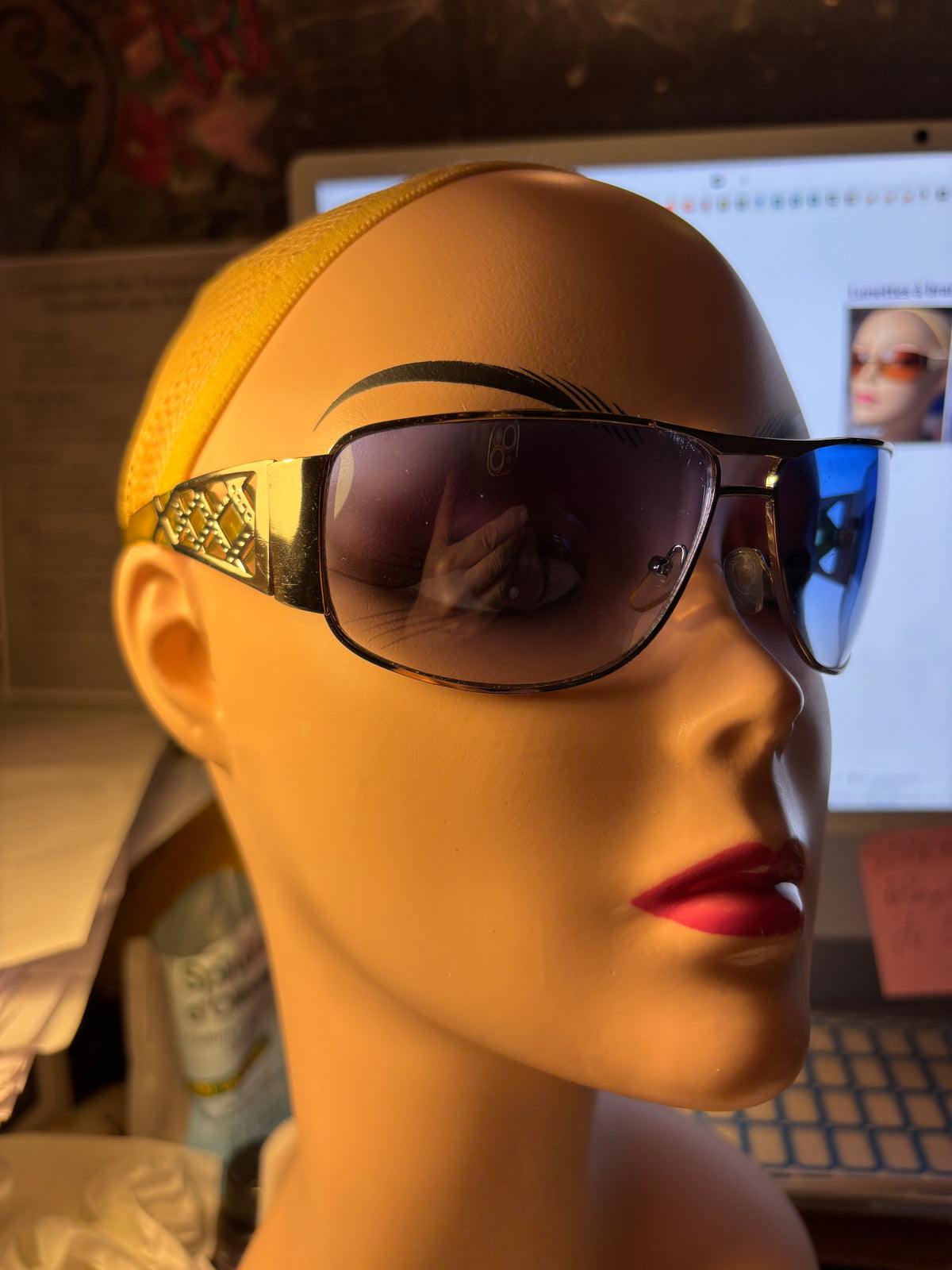 Lunettes verres bleutés – Voir le monde autrement