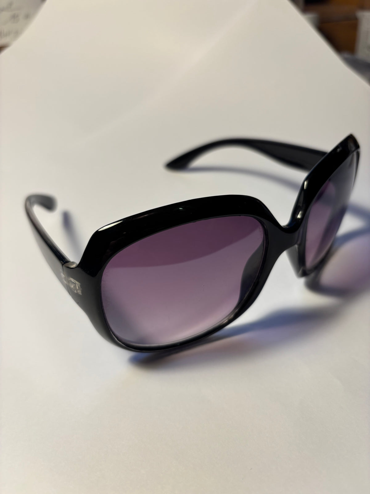 Grande lunette noire – Style + protection