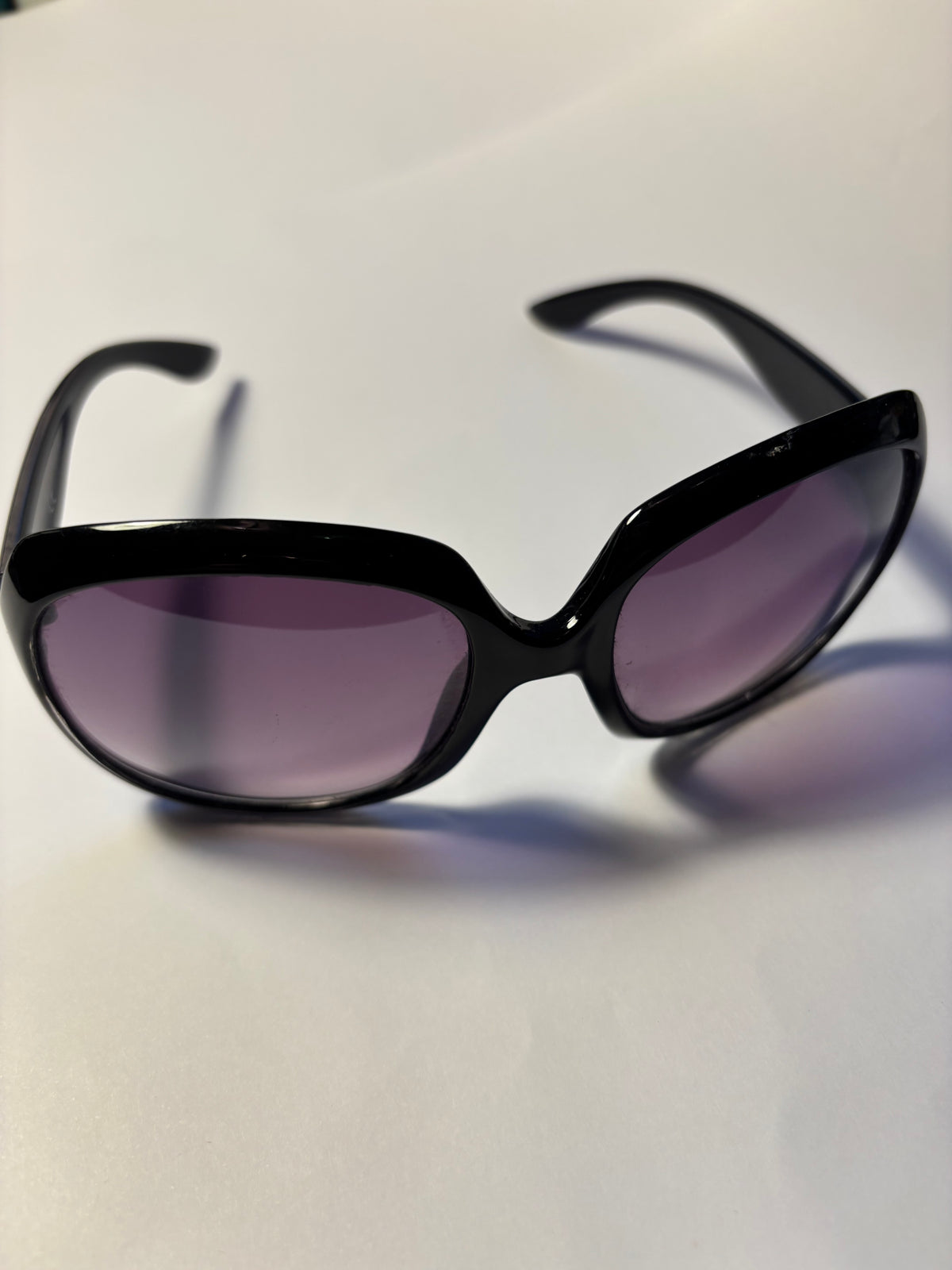 Grande lunette noire – Style + protection