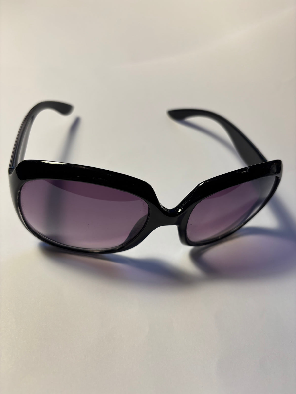 Grande lunette noire – Style + protection