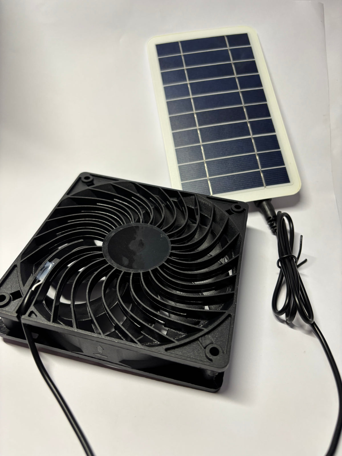 VENTILATEUR SOLAIRE AUTONOME