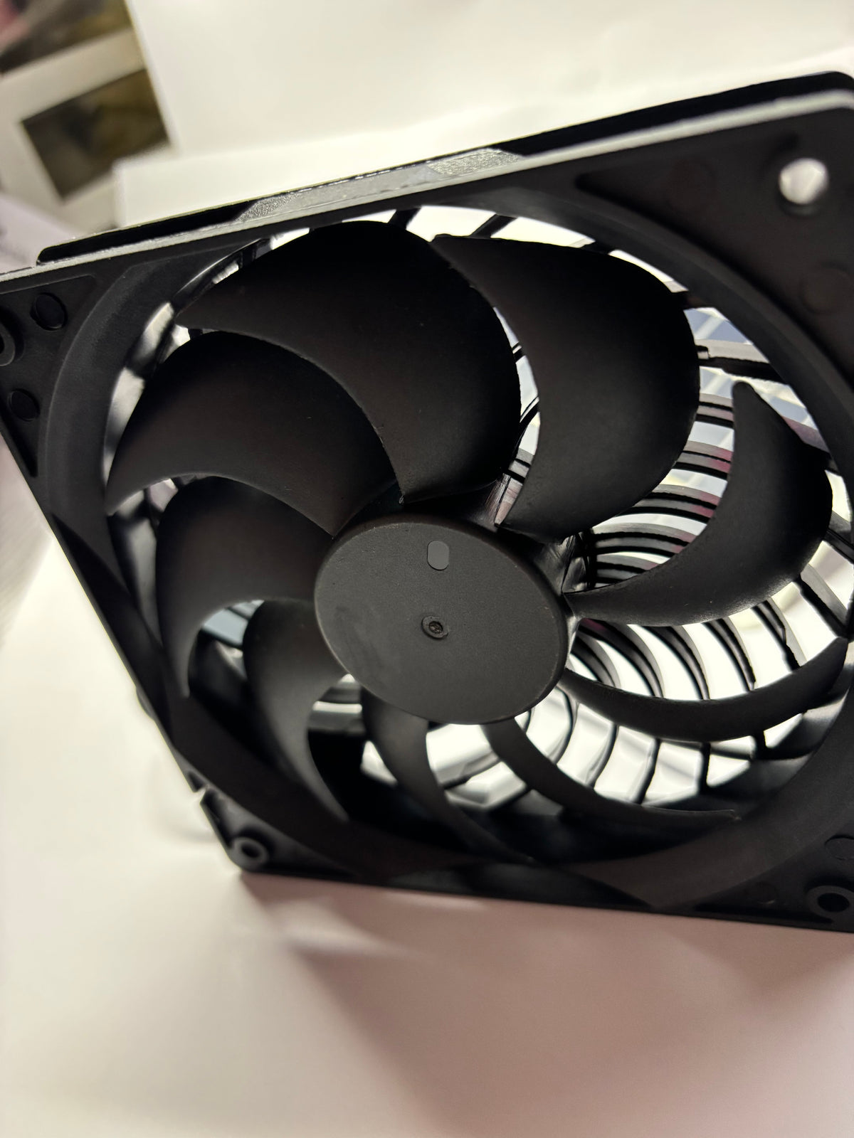VENTILATEUR SOLAIRE AUTONOME