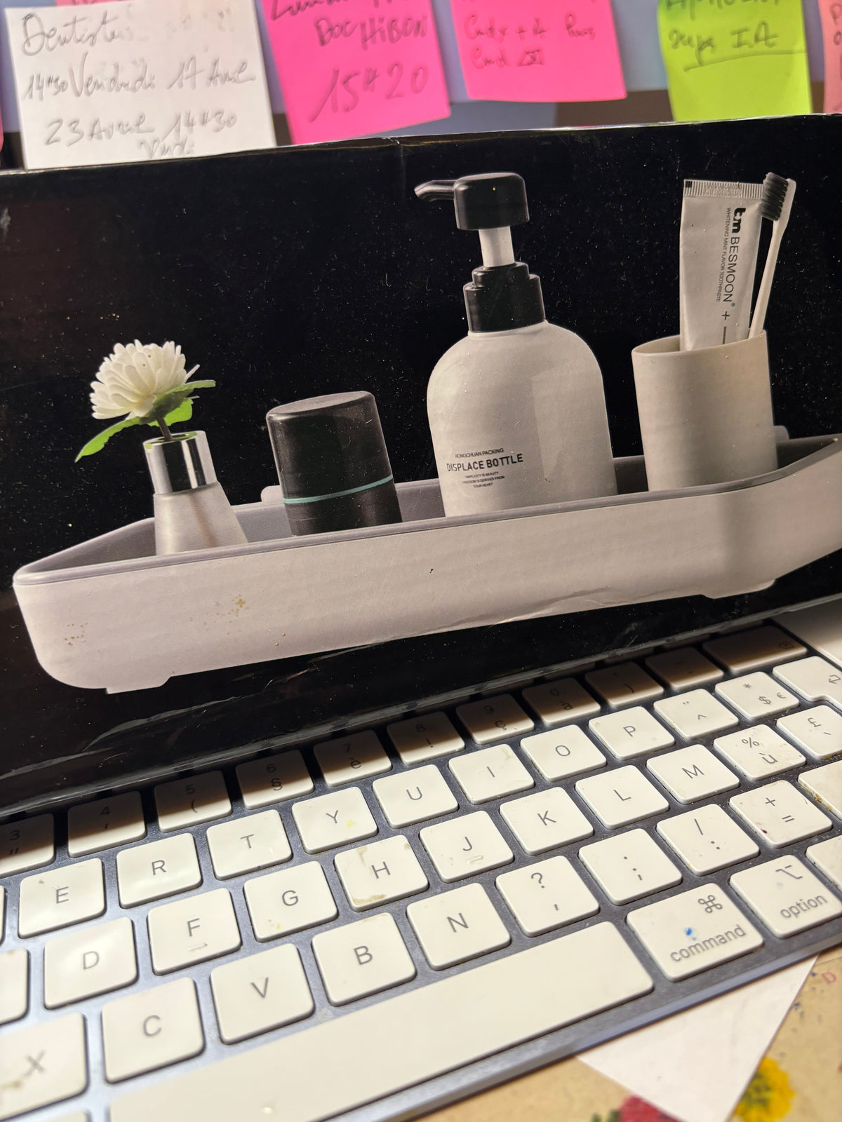 ÉTAGÈRE LAVABO MURALE – SANS PERÇAGE –