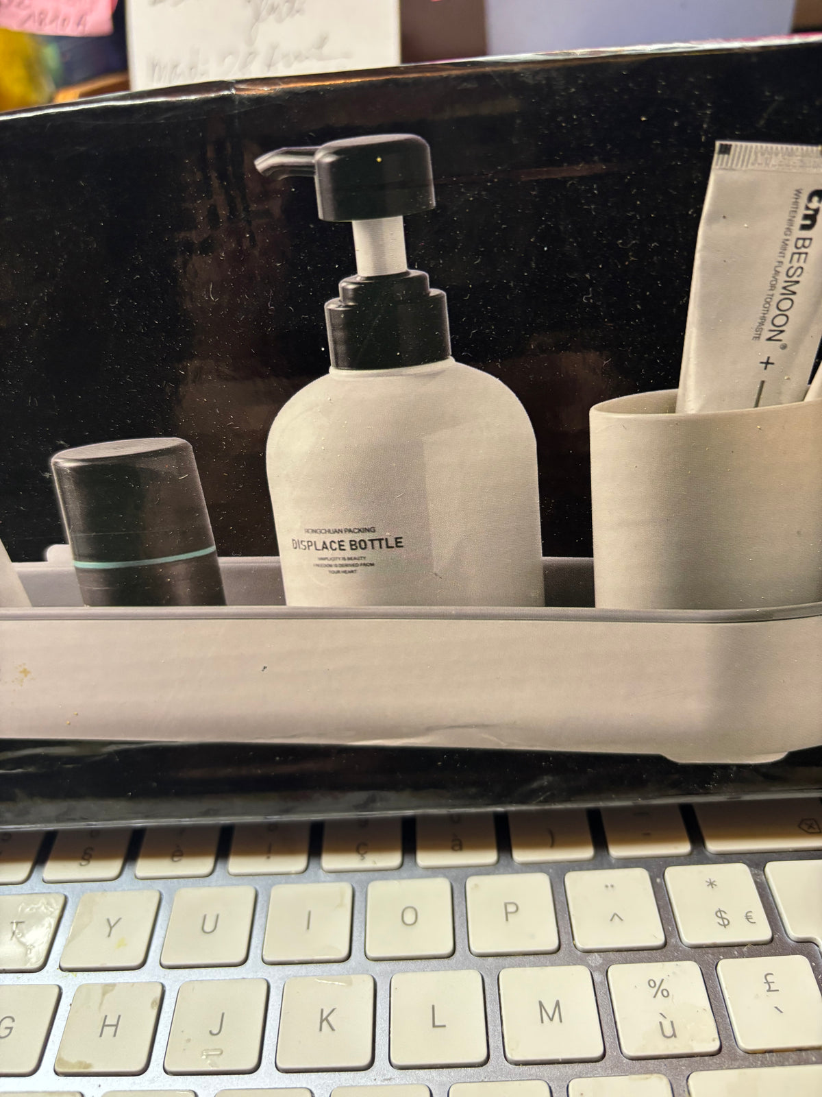 ÉTAGÈRE LAVABO MURALE – SANS PERÇAGE –