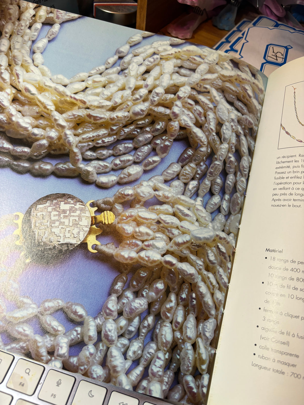 LE MONDE DES PERLES