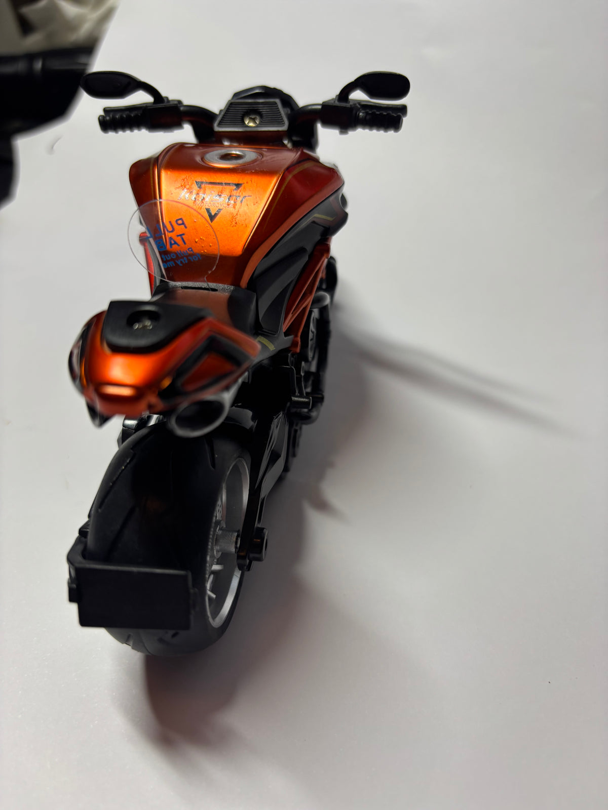 Moto orange