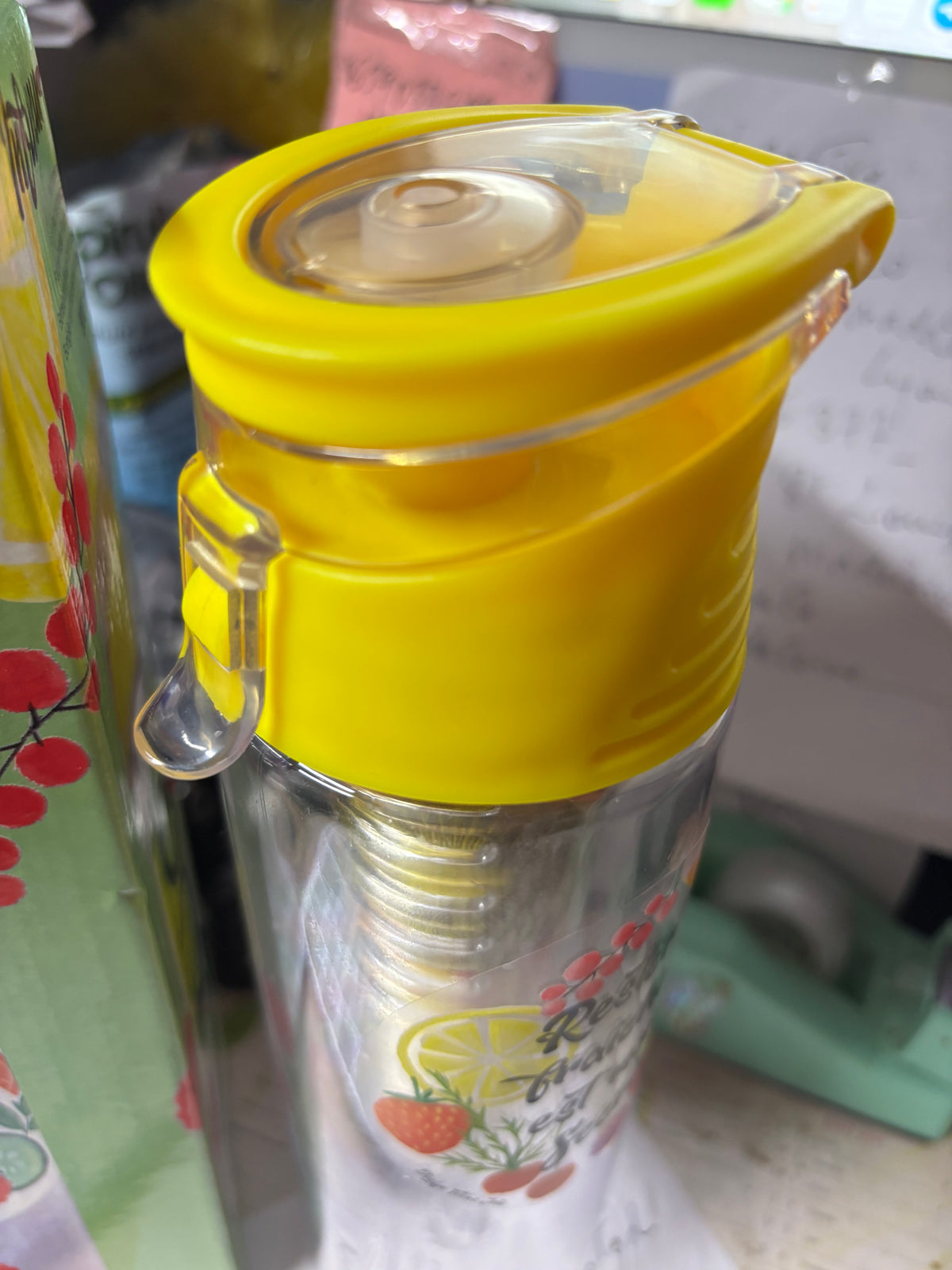 Bouteille à infusion de fruit