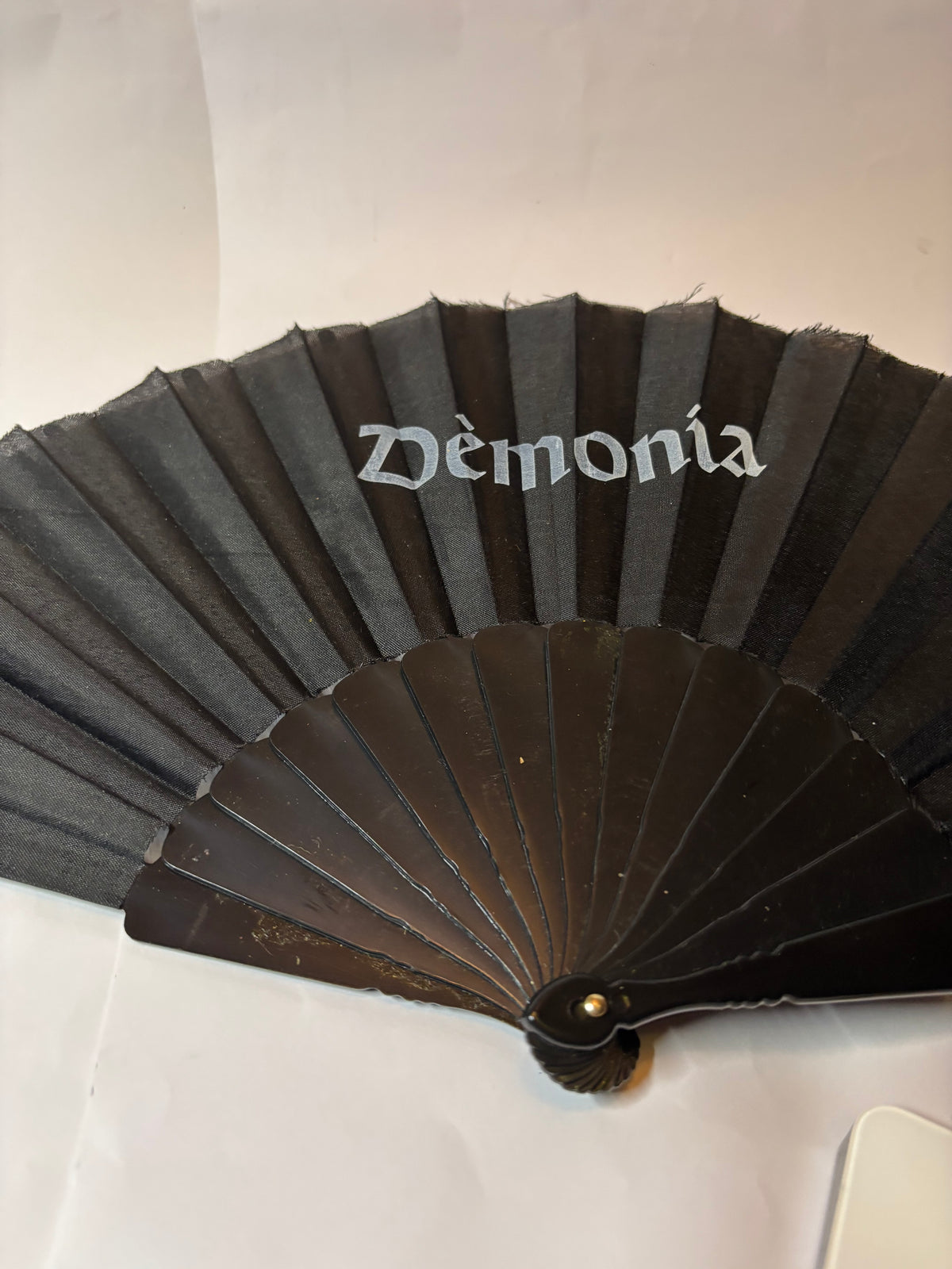 Eventail DEMONIA