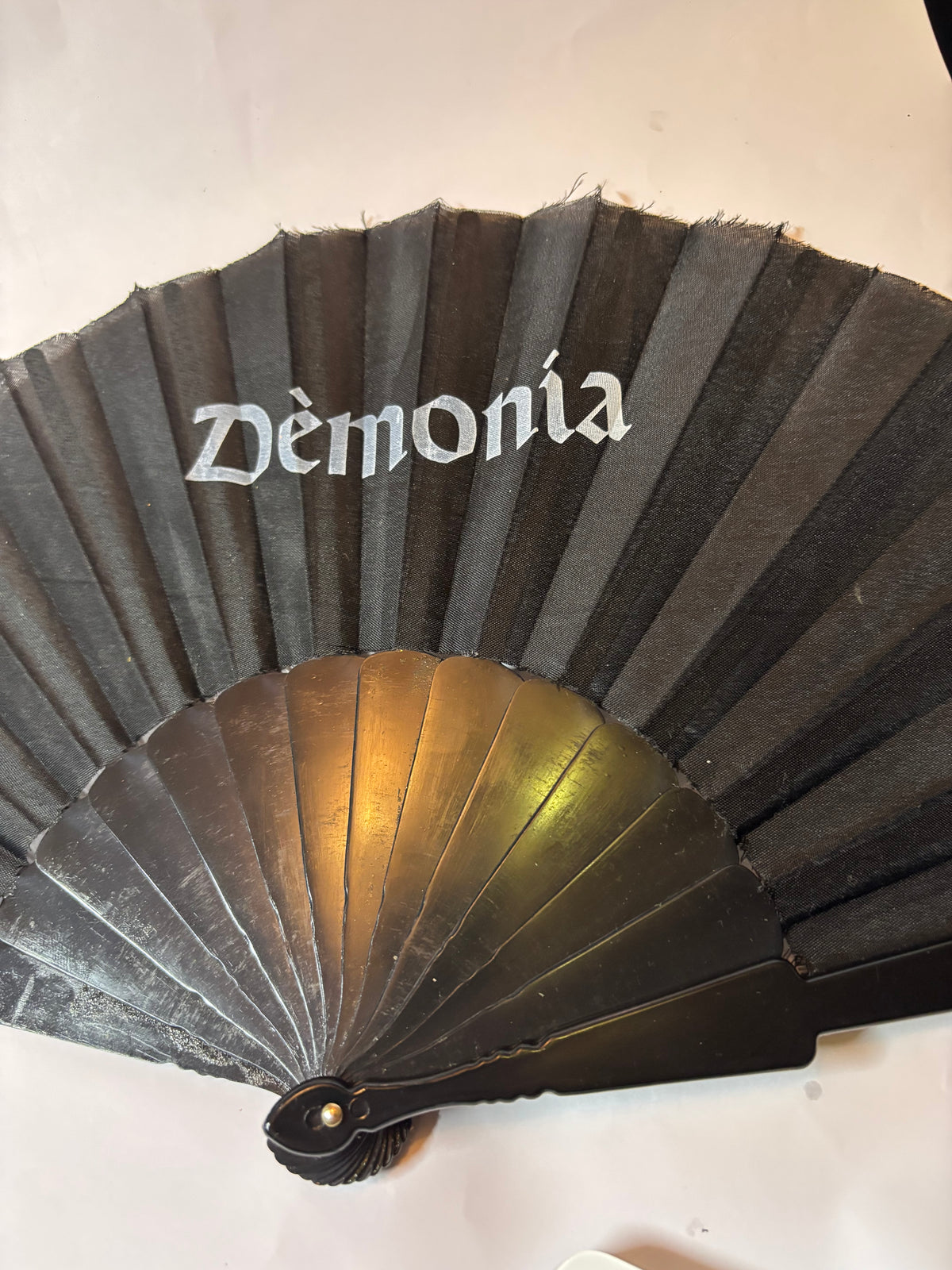 Eventail DEMONIA