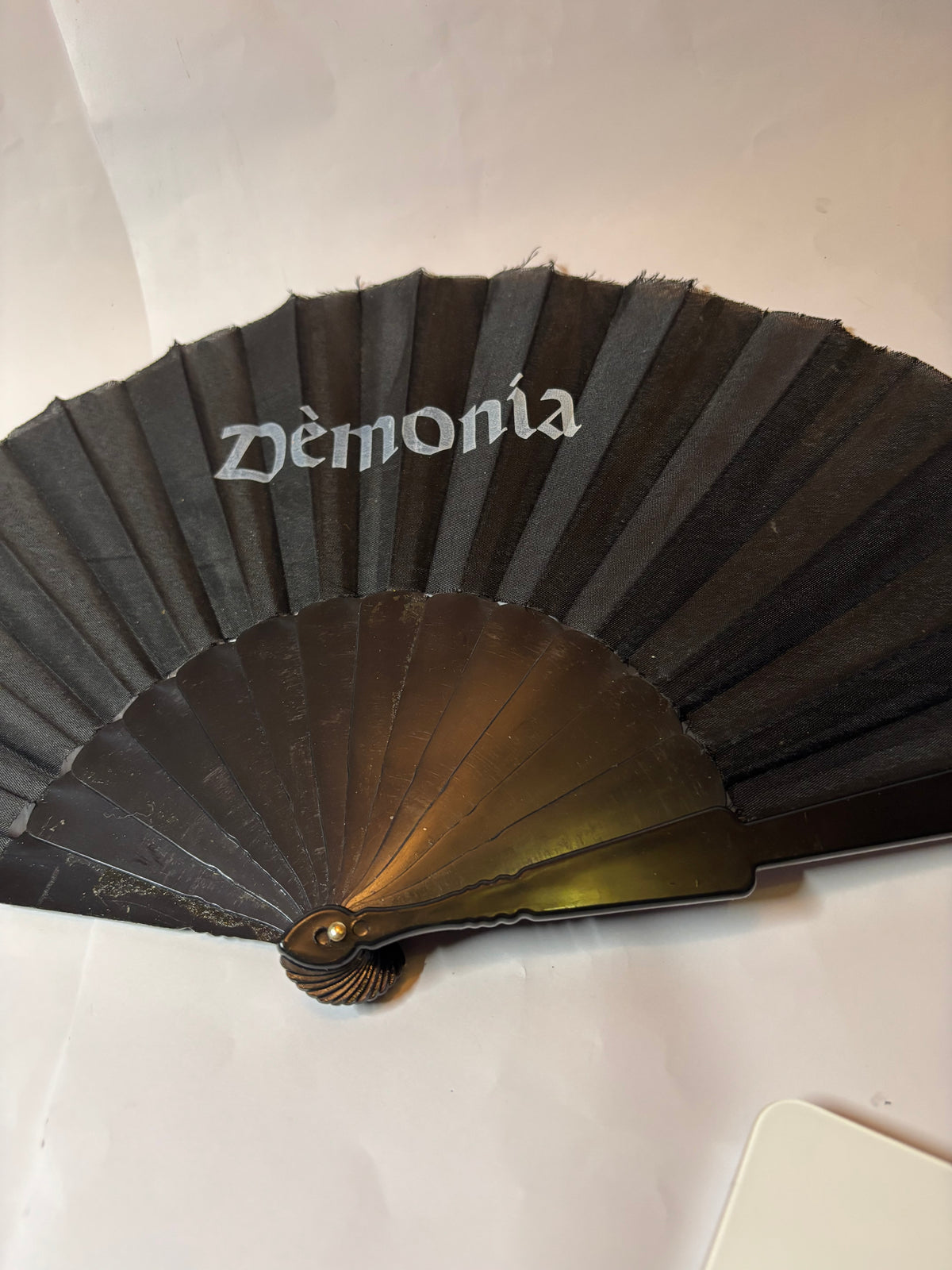 Eventail DEMONIA