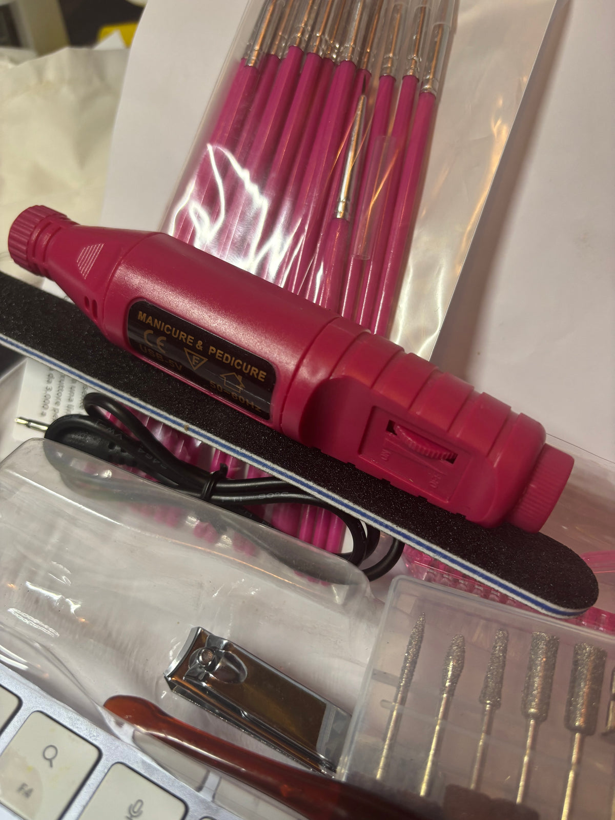 Mini ponceuse à ongles
