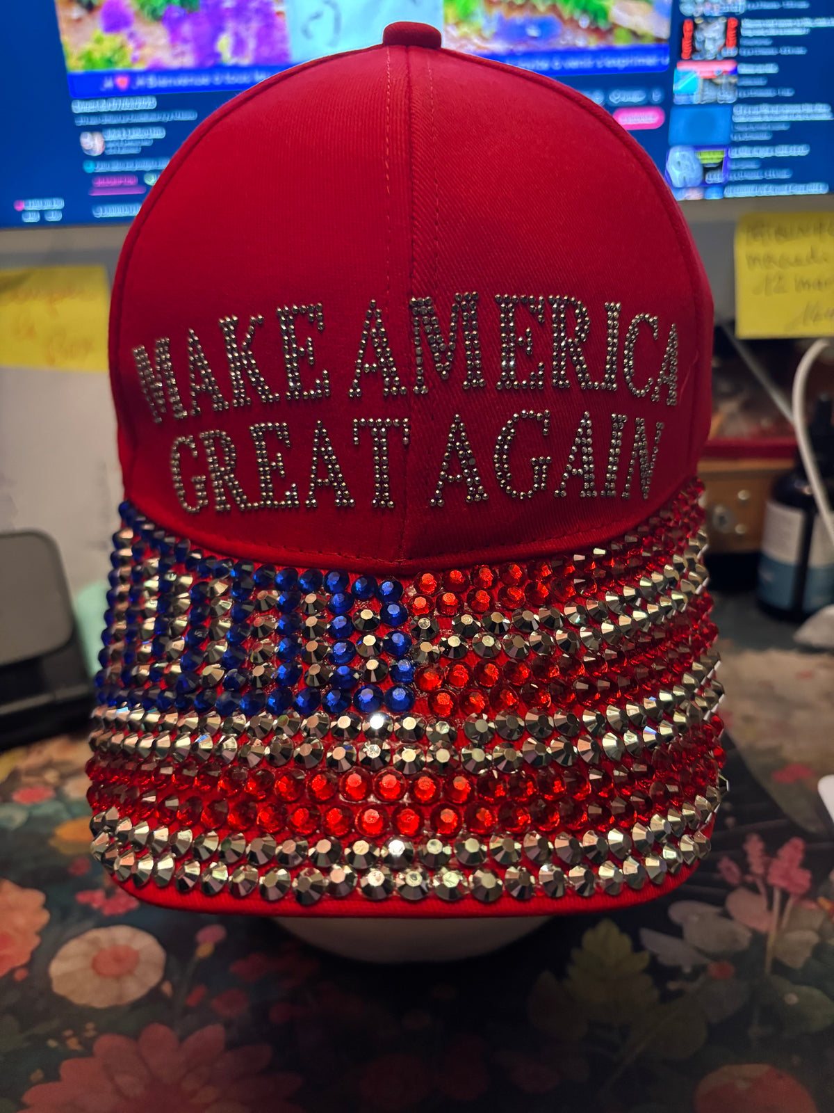 CASQUETTE STRASS « MAKE AMERICA GREAT AGAIN »