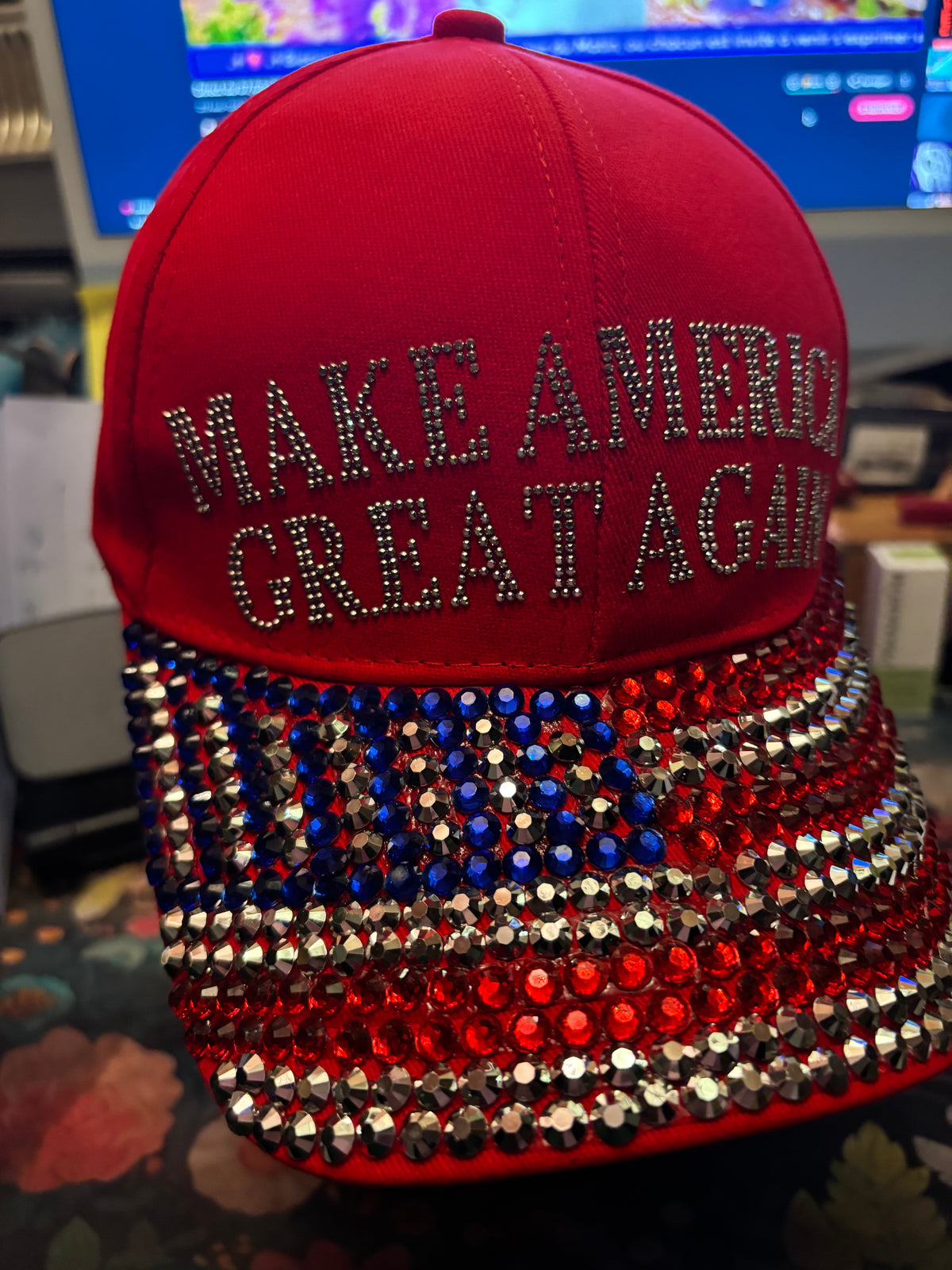 CASQUETTE STRASS « MAKE AMERICA GREAT AGAIN »
