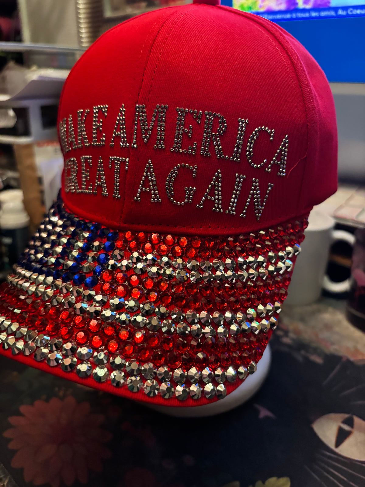 CASQUETTE STRASS « MAKE AMERICA GREAT AGAIN »