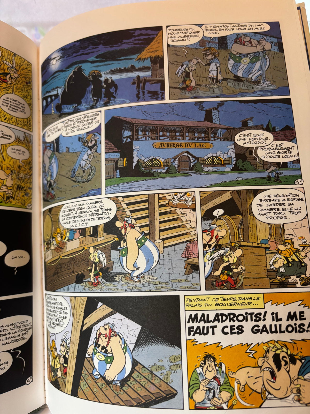✨ SUPER LOT DE 4 BANDES DESSINÉES CULTES ✨