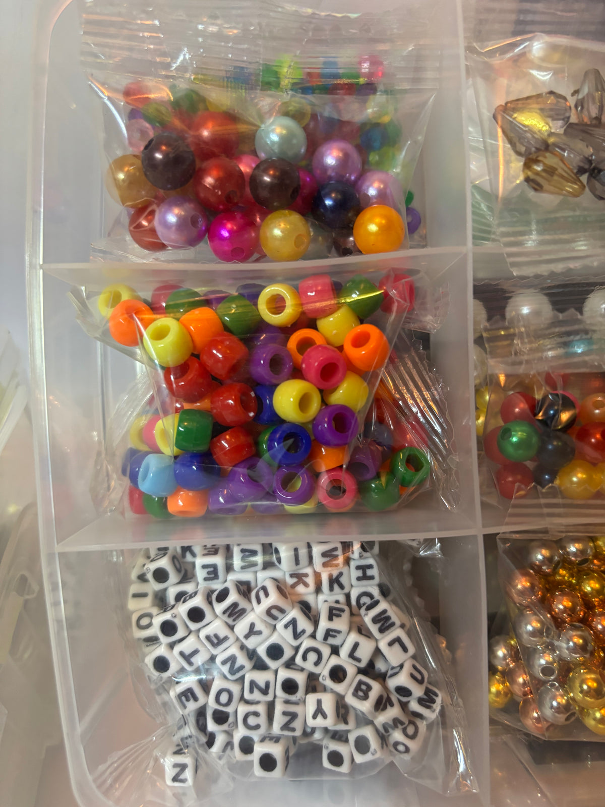 GRAND COFFRET CRÉATIF BIJOUX – PLUS DE 2000 PIÈCES 💎