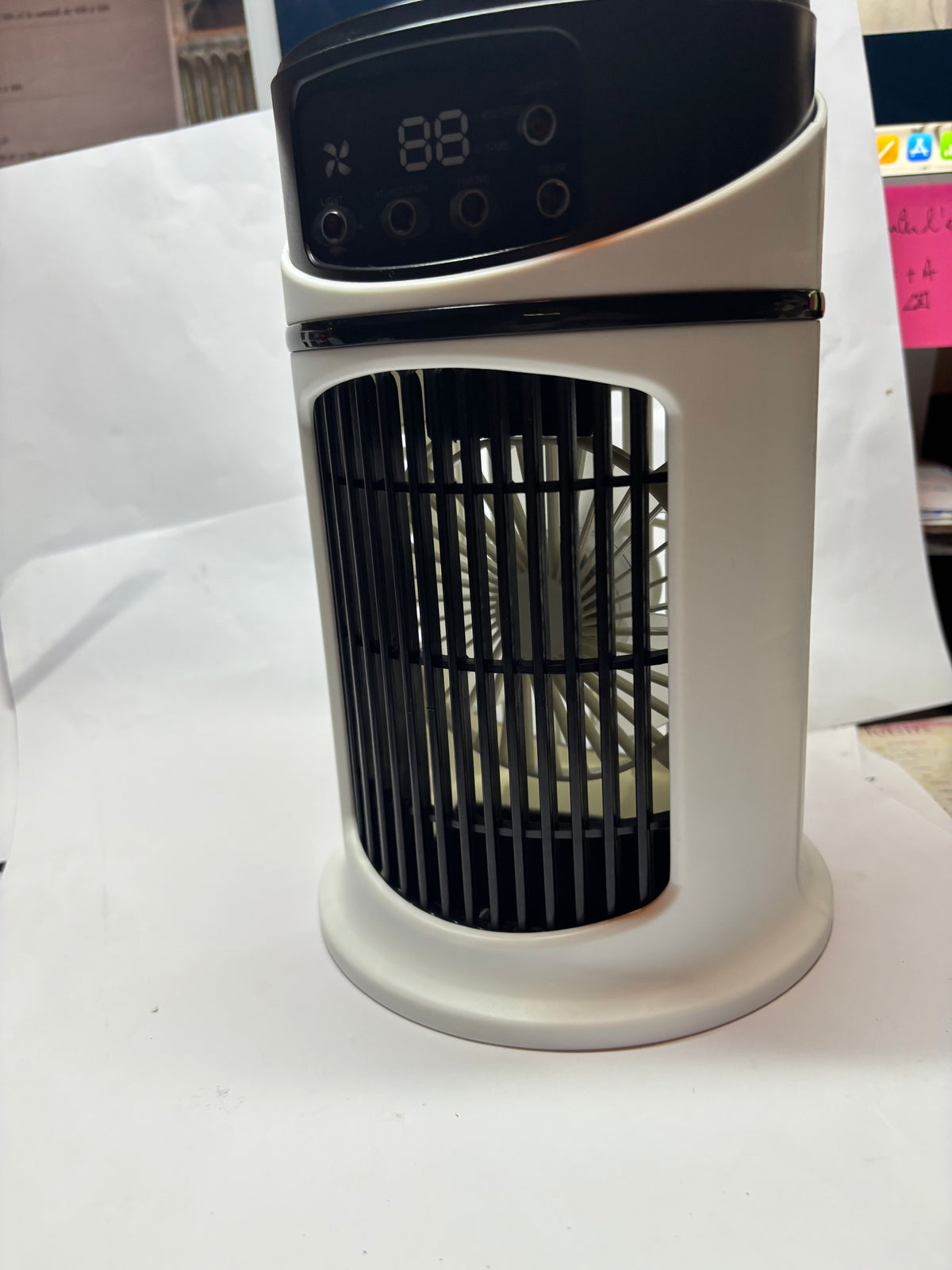 MINI CLIMATISEUR PORTABLE 4 EN 1 – FRAÎCHEUR IMMÉDIATE PARTOUT ! ❄️