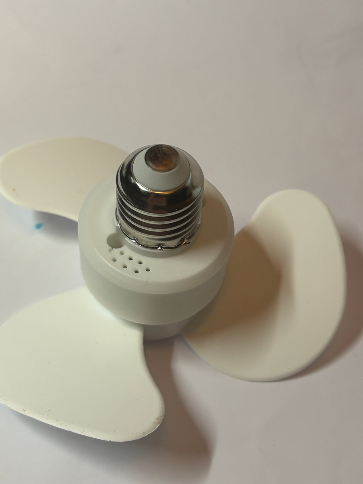 MINI VENTILATEUR E27 À VISSER