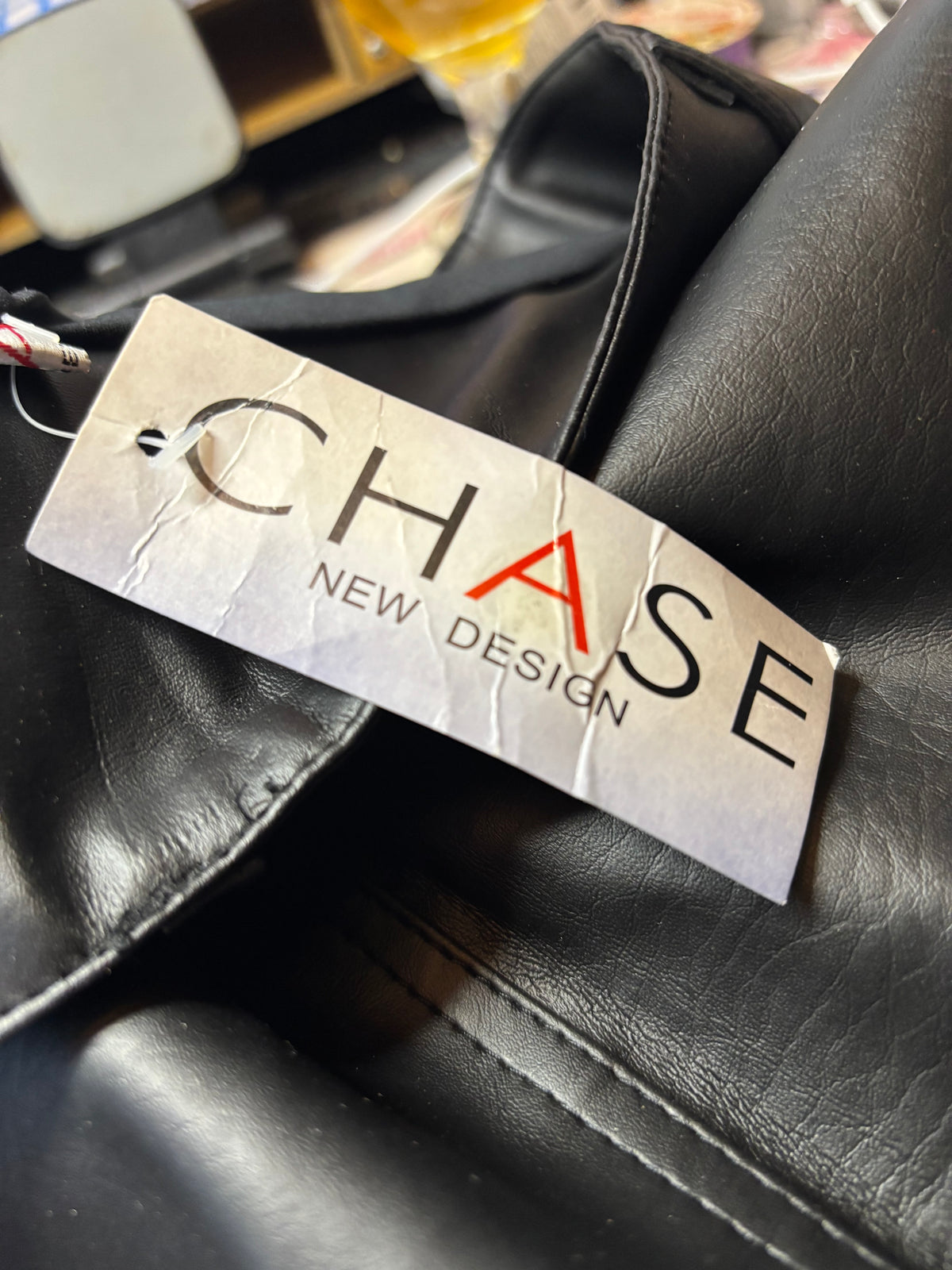 MINI-JUPE CHASE NOIRE EFFET CUIR – TAILLE S (34/36) – NEUVE AVEC ÉTIQUETTE 🔥