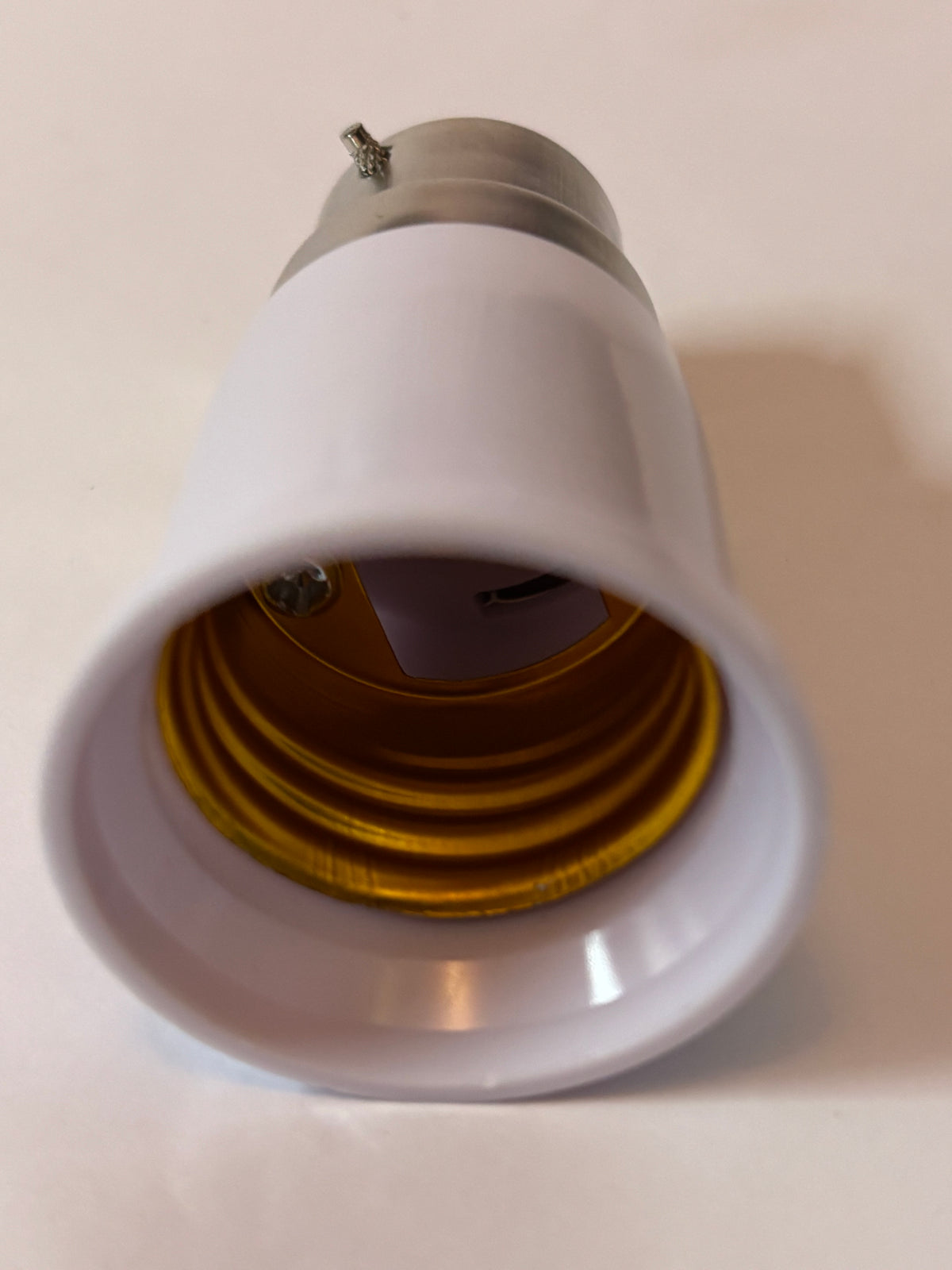 💡 Adaptateur B22 vers E27 – Donnez une seconde vie à vos lampes !