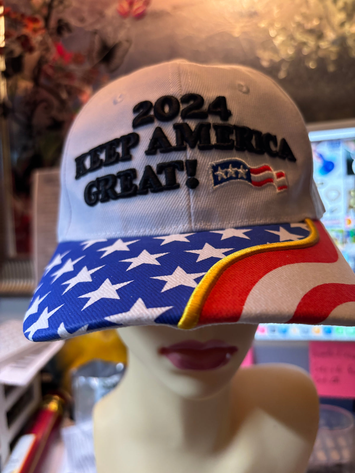 CASQUETTE BLANCHE USA – VISIÈRE DRAPEAU AMÉRICAIN 🇺🇸