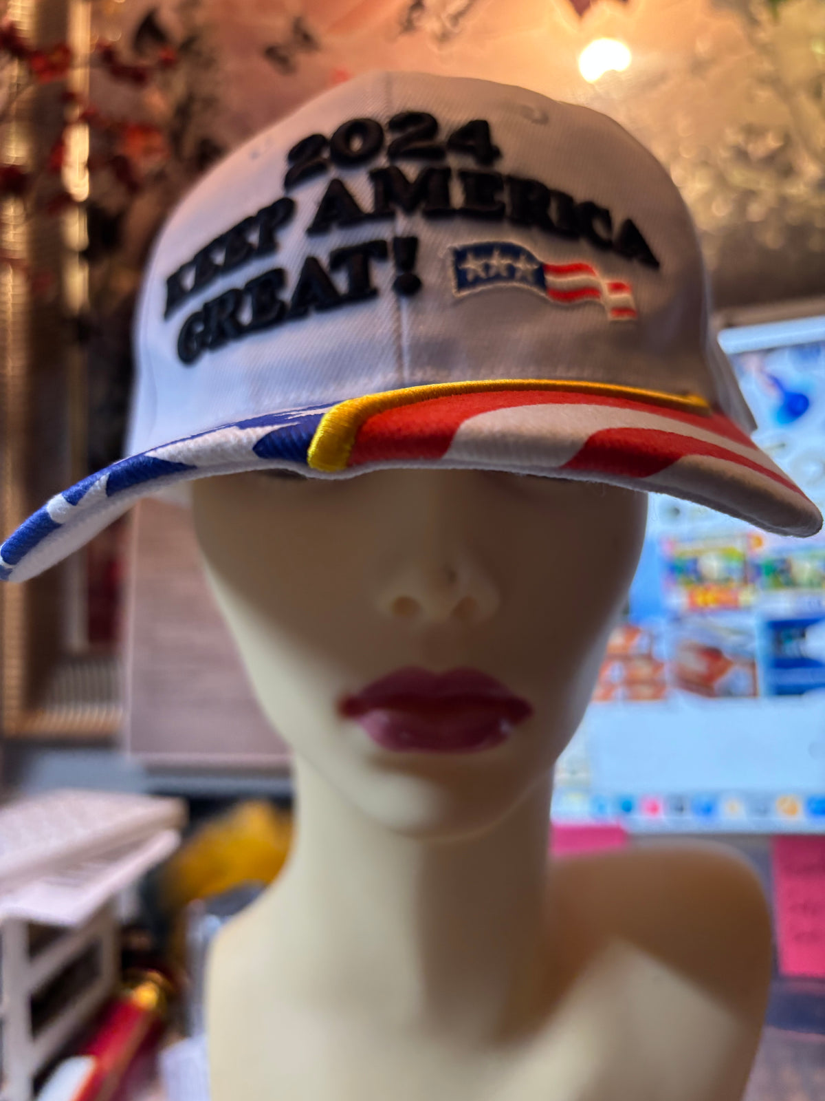 CASQUETTE BLANCHE USA – VISIÈRE DRAPEAU AMÉRICAIN 🇺🇸