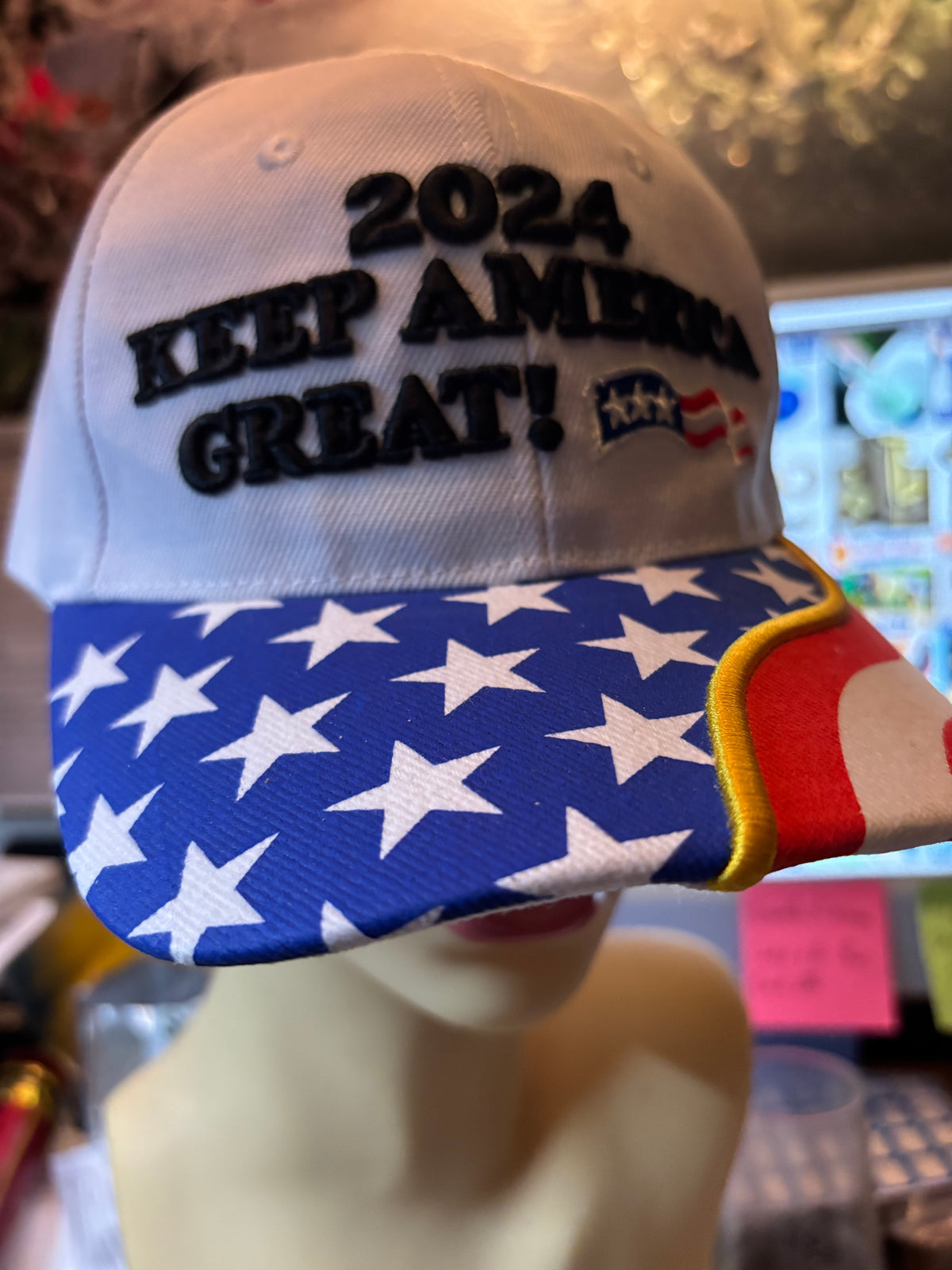 CASQUETTE BLANCHE USA – VISIÈRE DRAPEAU AMÉRICAIN 🇺🇸