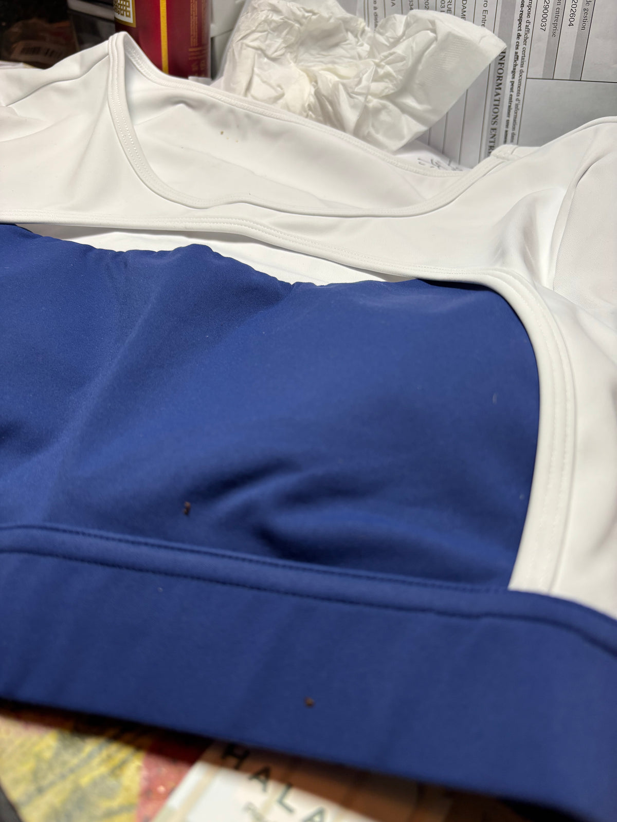 💙 HAUT COURT HALARA BLEU MARINE &amp; BLANC – TAILLE S 💙
