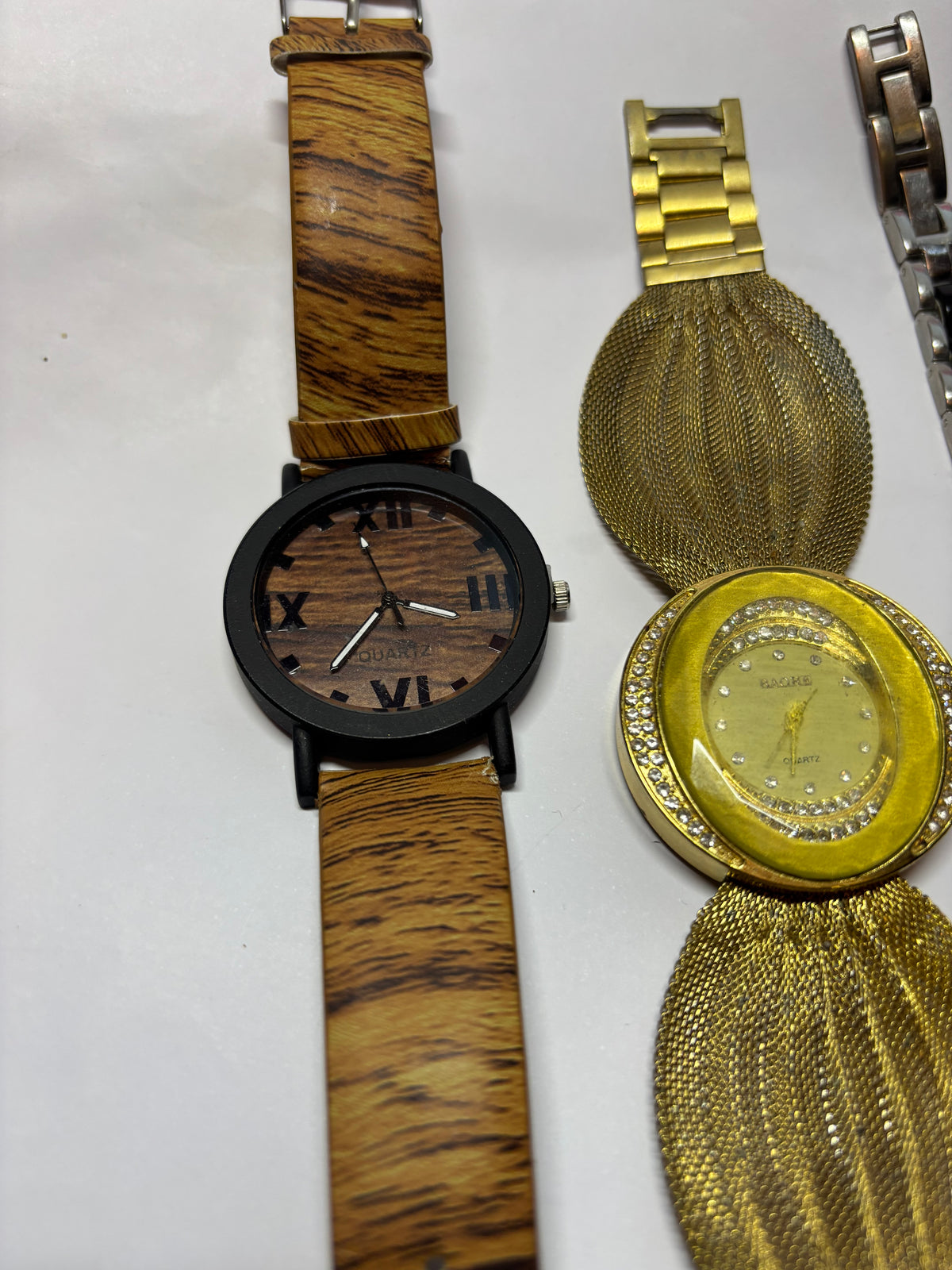 Lot de 4 montres