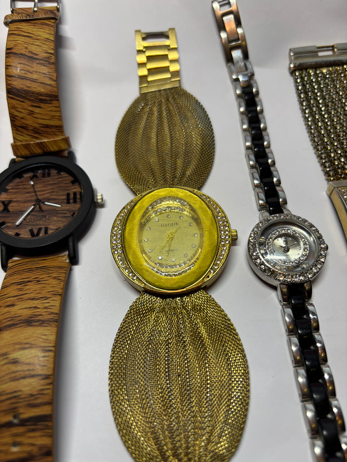 Lot de 4 montres