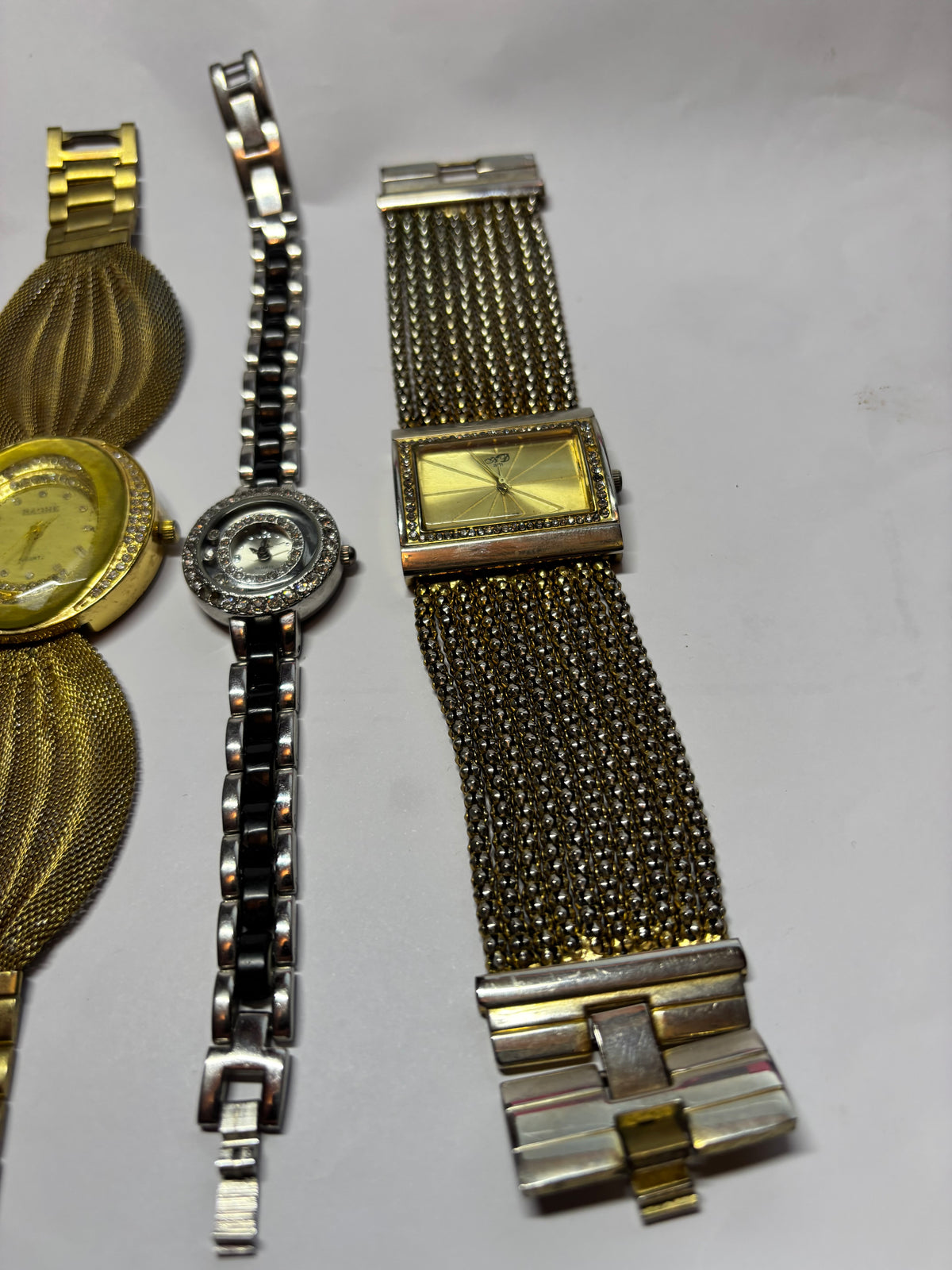 Lot de 4 montres