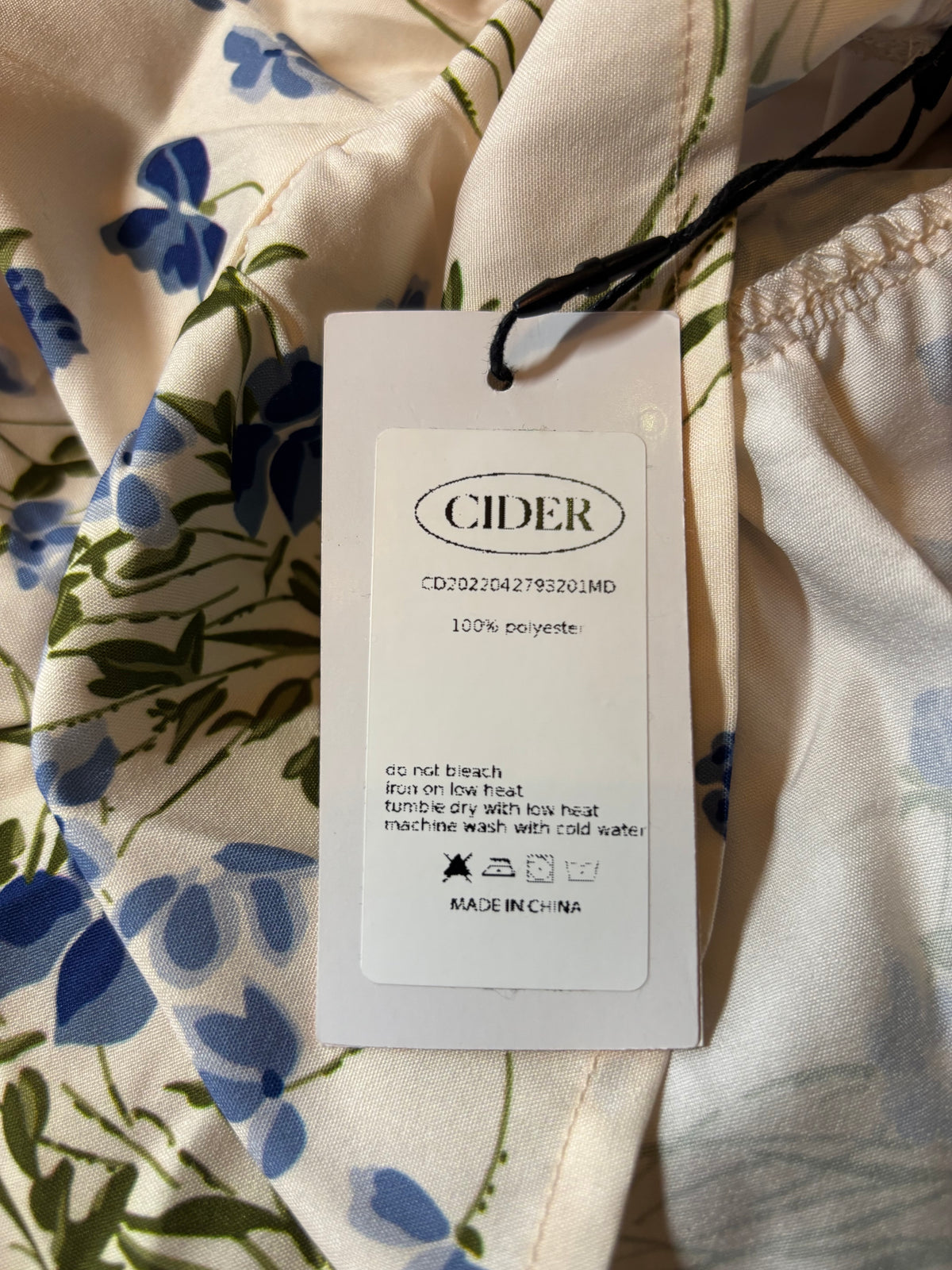 🌸 ROBE CIDER ÉCRUE À FLEURS BLEUES – TAILLE XL 🌸