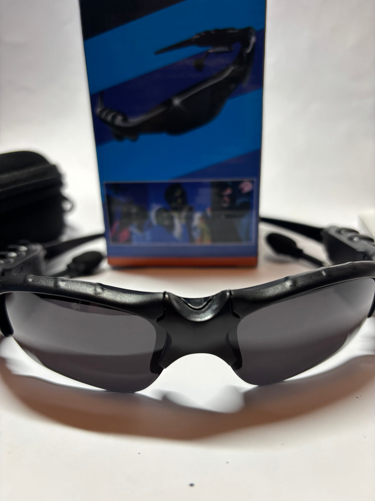 🕶️ LUNETTES DE SOLEIL BLUETOOTH STÉRÉO – MUSIQUE &amp; APPELS MAINS LIBRES