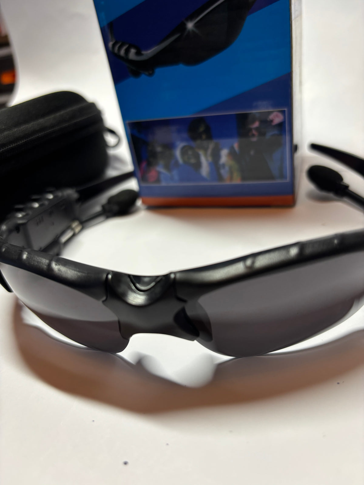 🕶️ LUNETTES DE SOLEIL BLUETOOTH STÉRÉO – MUSIQUE &amp; APPELS MAINS LIBRES