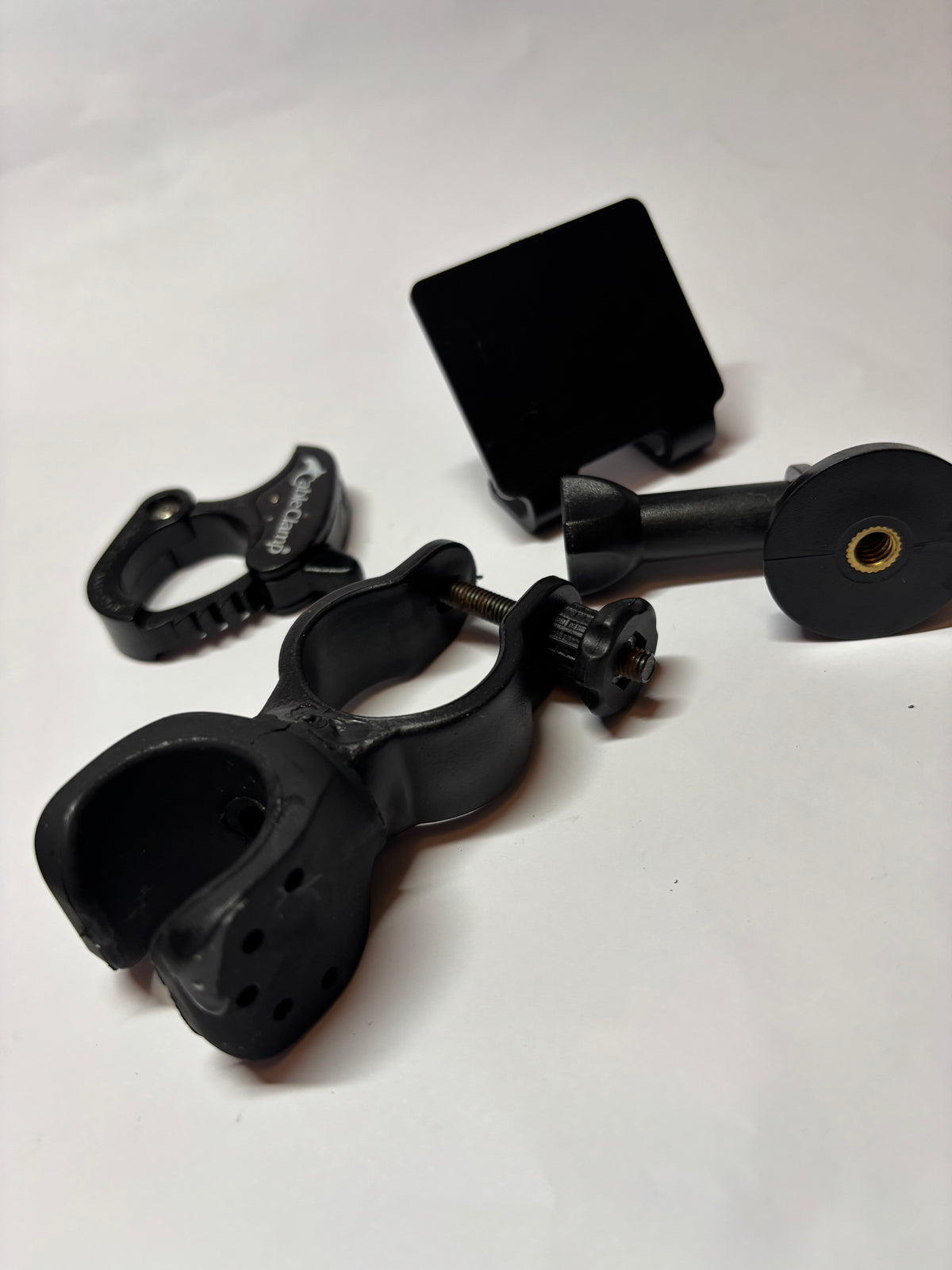 🚴 Support Universel pour Caméra Sport & GPS Vélo